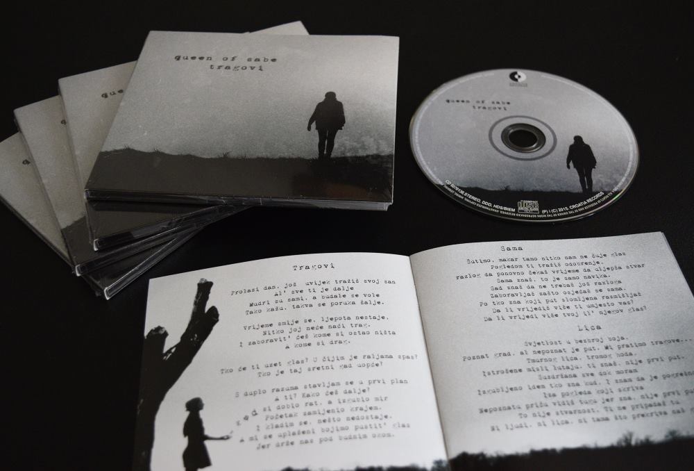 DEBI ALBUM 'TRAGOVI' PRODUCIRAO JE MARK MRAKOVČIĆ KOJI JE I AUTOR TRIJU PJESAMA FOTO: Privatna arhiva