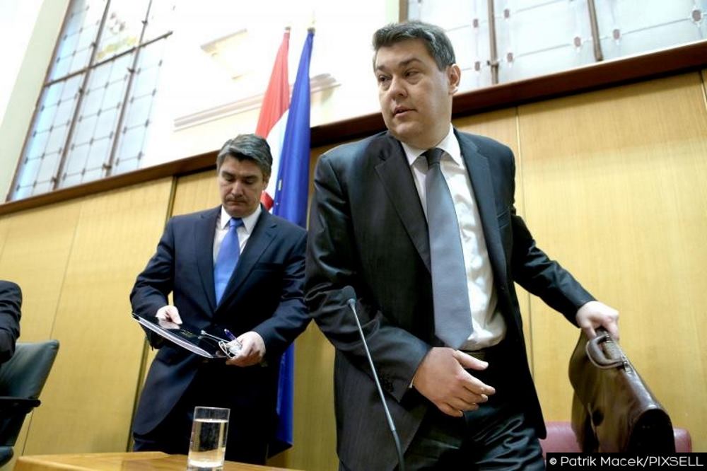 BORIS LALOVAC I ZORAN MILANOVIĆ ZAOŠTRILI SU RETORIKU PROTIV BANKARA, ŠTO JE POČELO PRIDONOSITI RASTU POPULARNOSTI VLADAJUĆE KOALICIJE UOČI NADOLAZEĆIH PARLAMENTARNIH IZBORA FOTO: Patrik Macek/PIXSELL