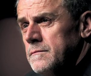 Bandić je ignorirao savjete suradnika i smijenio Sandru Švaljek, ponajprije zbog njene samostalnosti u odlučivanju i stopiranja nekih njemu važnih projekata - poput nogometnog kampa HNS-a na Sveticama 


FOTO: Tomislav Miletic/PIXSELL