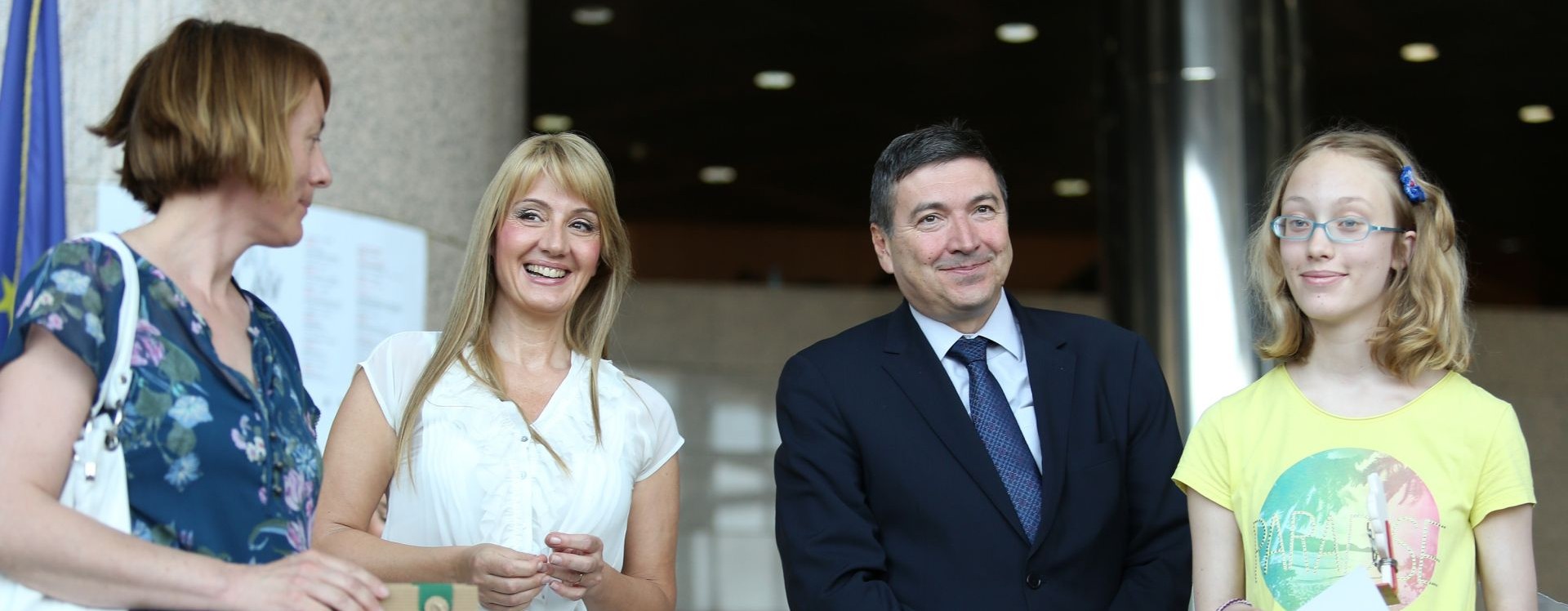 30.06.2015., Zagreb - Dodjela Oskara znanja u Nacionalnoj i sveucilisnoj knjiznici. Agencija za odgoj i obrazovanje urucila je nagrade ucenicima koji su osvojili prva mjesta na drzavnim natjecanjima, zahvalnicame njihovim mentorima te priznanja i zahvalnice ucenicima i mentorima koji su postigli znacajan uspjeh na medjunarodnim natjecanjima tijekom 2014./2015. godine. Vedran Mornar, Jadranka Zarkovic Pecenkovic
Photo: Anto Magzan/PIXSELL