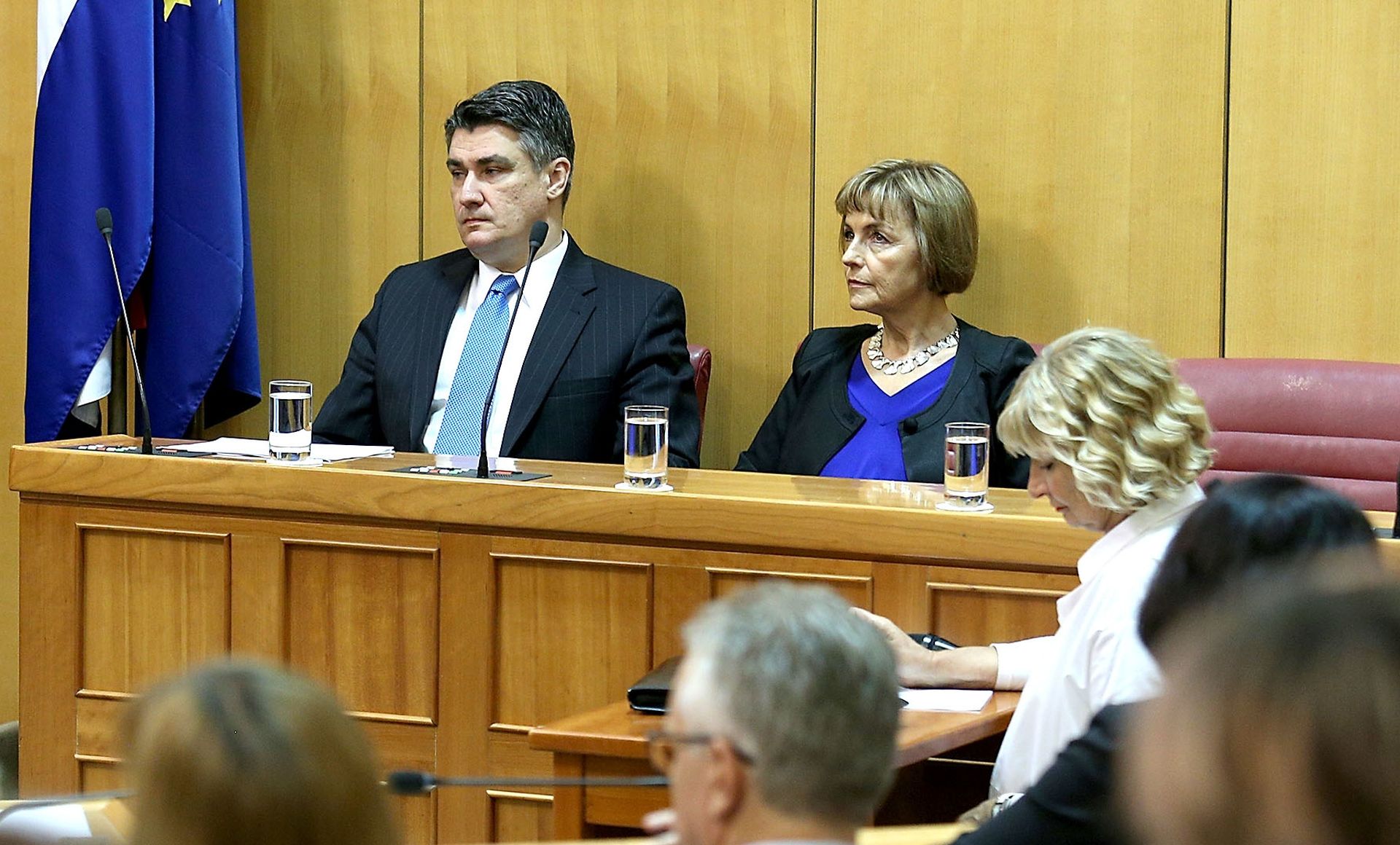 29.07.2015., Zagreb - Hrvatski sabor na 18. izvanrednoj sjednici raspravlja o istupanju Hrvatske iz arbitraze o Savudrijskoj vali. Zoran Milanovic, Vesna Pusic. 
Photo: Patrik Macek/PIXSELL