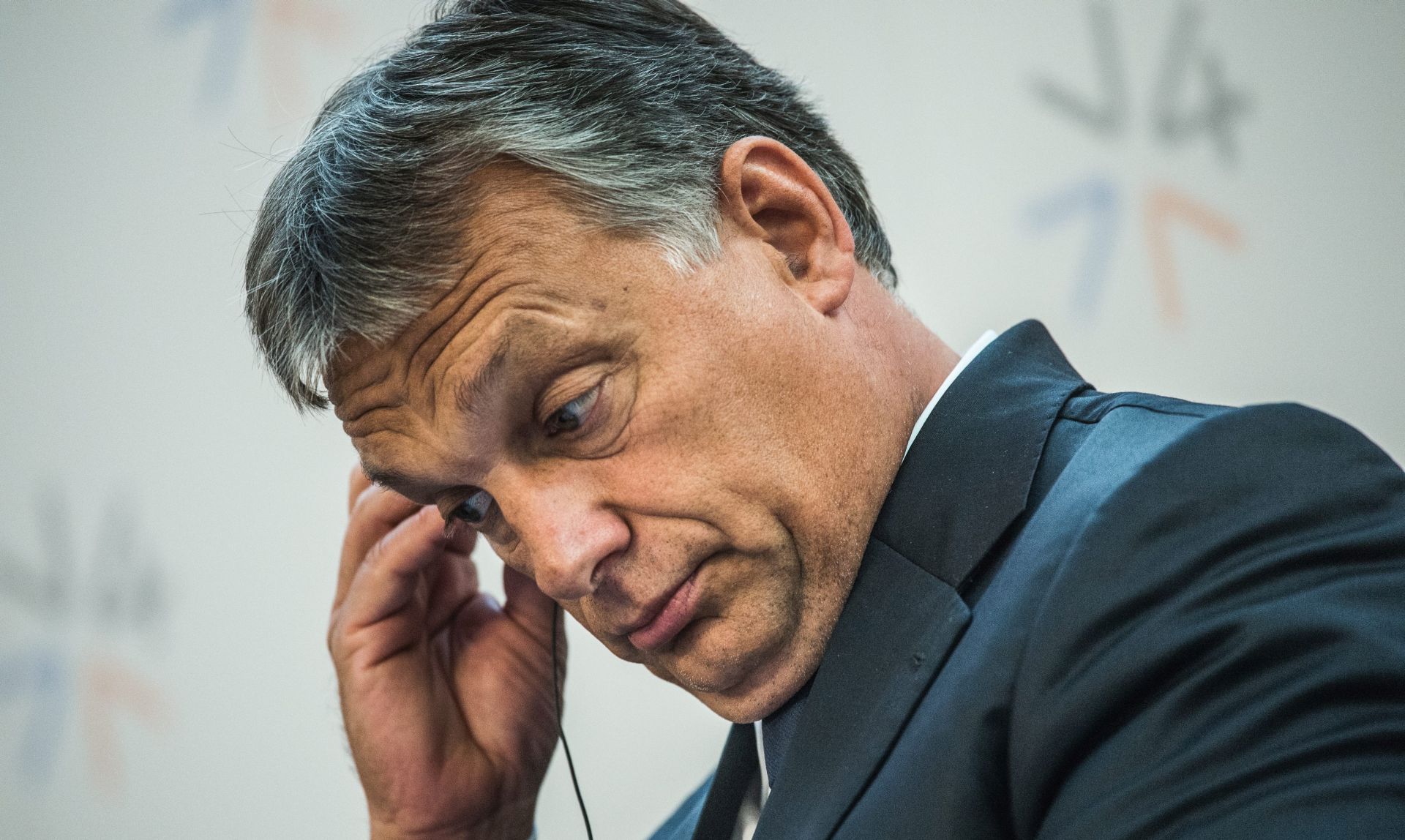 EPA/FILIP SINGER