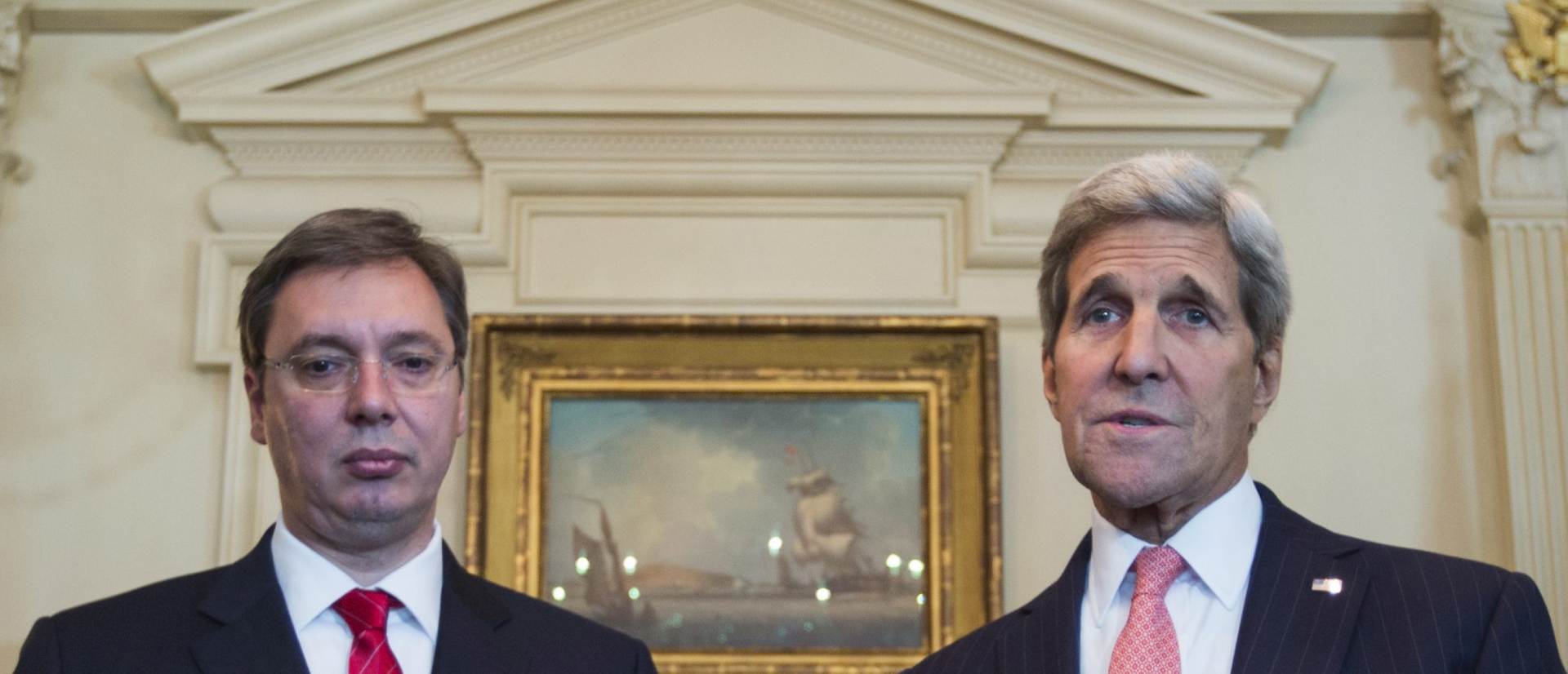 epa04933713 US Secretary of State John Kerry (R) meets with Serbian Prime Minister Aleksander Vucic (L) at the State Department in Washington, DC, USA 16 September 2015. Hungarian police on 16 September fired tear gas and water cannon to push back hundreds of immigrants trying to enter the country from Serbia as a wave of other asylum seekers sought new routes to take them deep inside the European Union. Croatia, Slovenia and Austria, began scrambling to deal with the thousands of migrants it anticipates after Hungary sealed its border on 15 September. The move rerouted the Balkan migration route for people fleeing countries such as Syria, Afghanistan and Iraq from Hungarian soil to its three EU partners.  EPA/JIM LO SCALZO