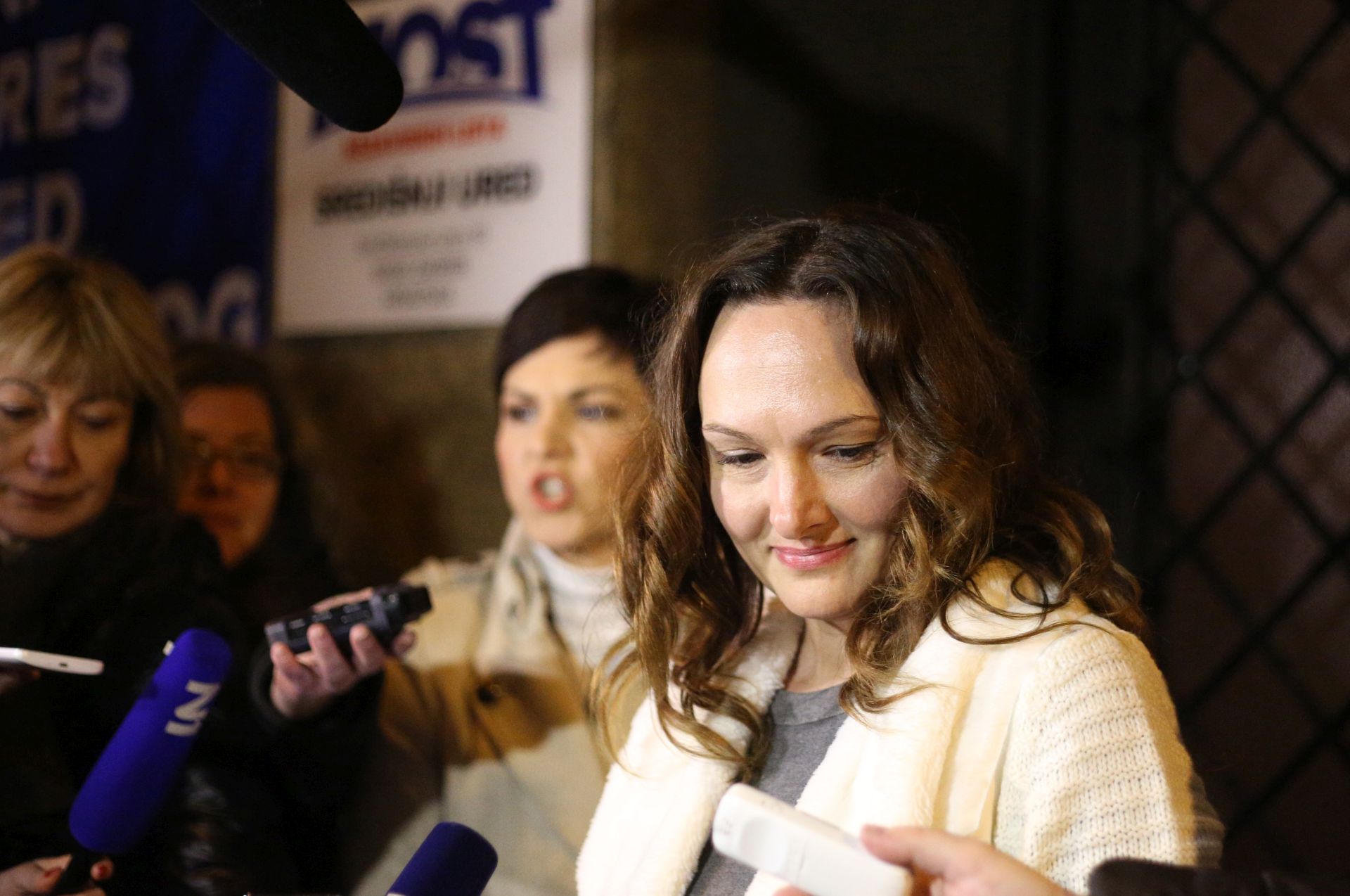 Zagreb, 28.11.2015 - Sastanak Nacionalnog vijeæa Mosta nezavisnih lista i saborskih zastupnika. Na fotografiji Ruica Vukovac daje izjavu za medije.
Foto Hina/ Dario GRZELJ/ dag