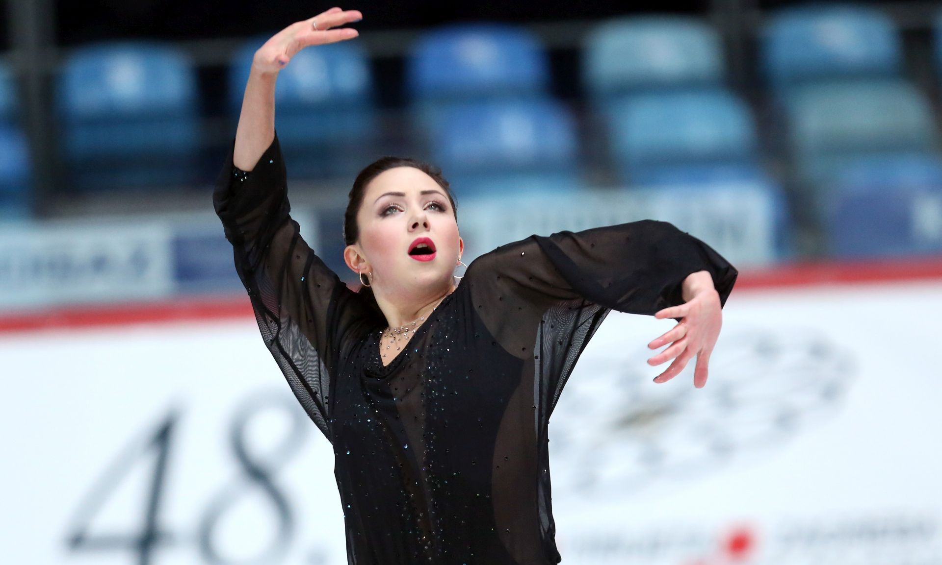 Zagreb, 04.12.2015 - 48. izdanje Zlatne piruete Grada Zagreba u Domu sportova, kratki program ene - aktualna svjetska i europska prvakinja Elizaveta Tuktamysheva iz Rusije.
foto HINA/ Damir SENÈAR /ds