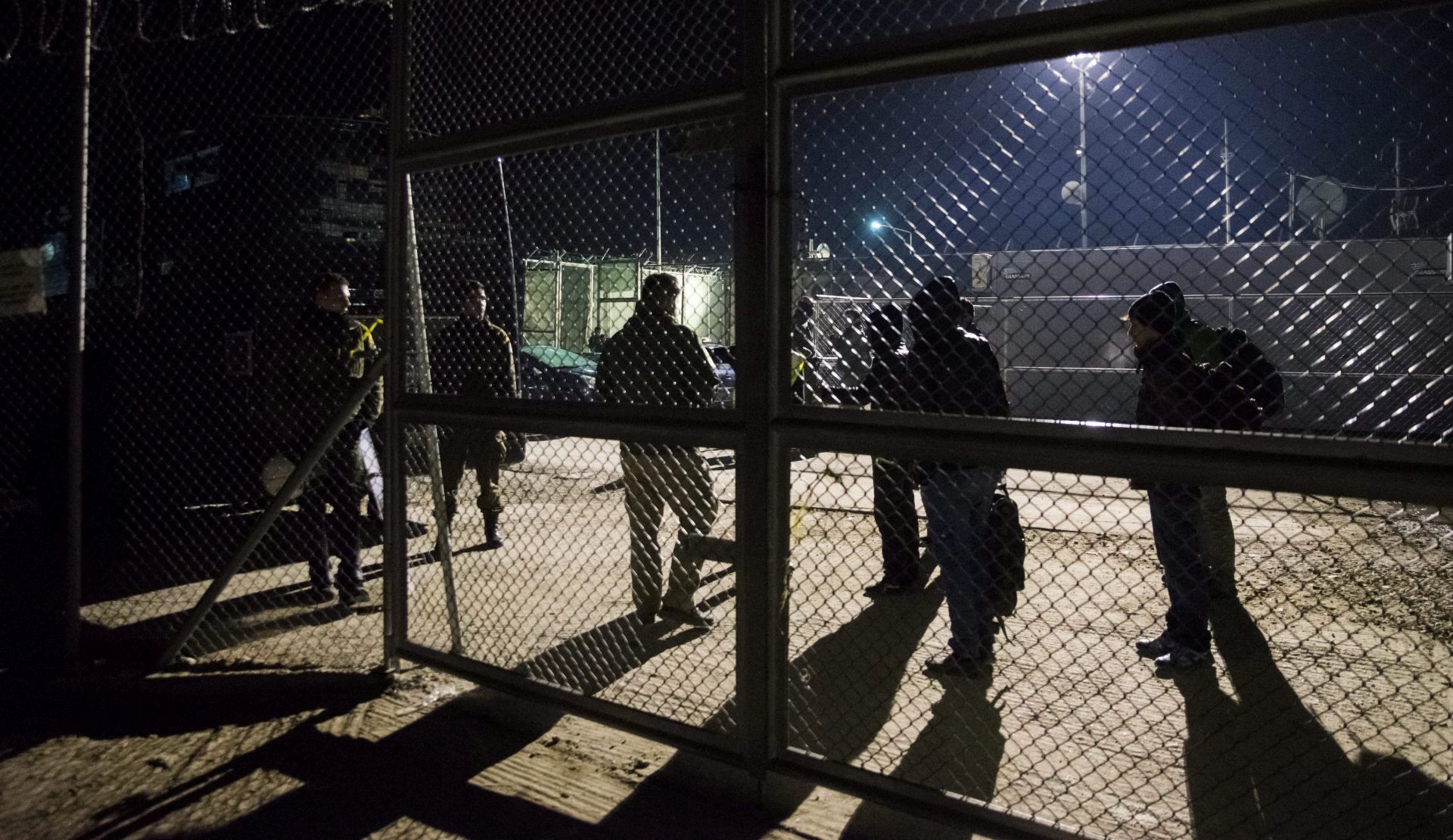 epa05056701 A photo made available on 06 December 2015 shows migrants at a refugee camp set up in Moria, on the island of Lesbos, Greece, 05 December 2015.  EU member states backed measures on 04 December 2015 to extend border controls within Europe's passport-free Schengen zone for up to two years if necessitated by the migration crisis and Greece's difficulties in controlling its external frontiers.  EPA/ZOLTAN BALOGH HUNGARY OUT