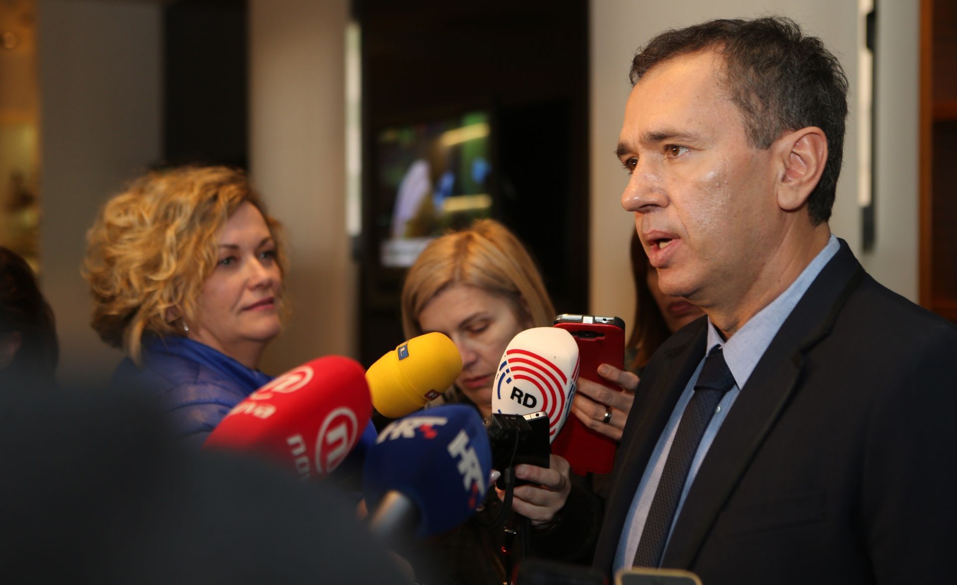 26.02.2016., Split - Pomocnik ministra turizma Robert Pauletic dao je izjavu za medije u vezi natpisa o njemu posljednjih dana. Photo: Ivo Cagalj/PIXSELL