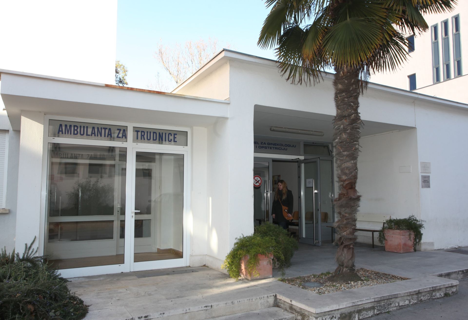 08.03.2011., Zadar - Zadarska policija pokrenula je potragu za mladom zenom koja je u nedjelju rodila bebu u Opcoj bolnici, a dan kasnije pobjegla iz bolnice. Svog je sina nemarna majka ostavila u bolnici.
Photo: Zeljko Mrsic/PIXSELL