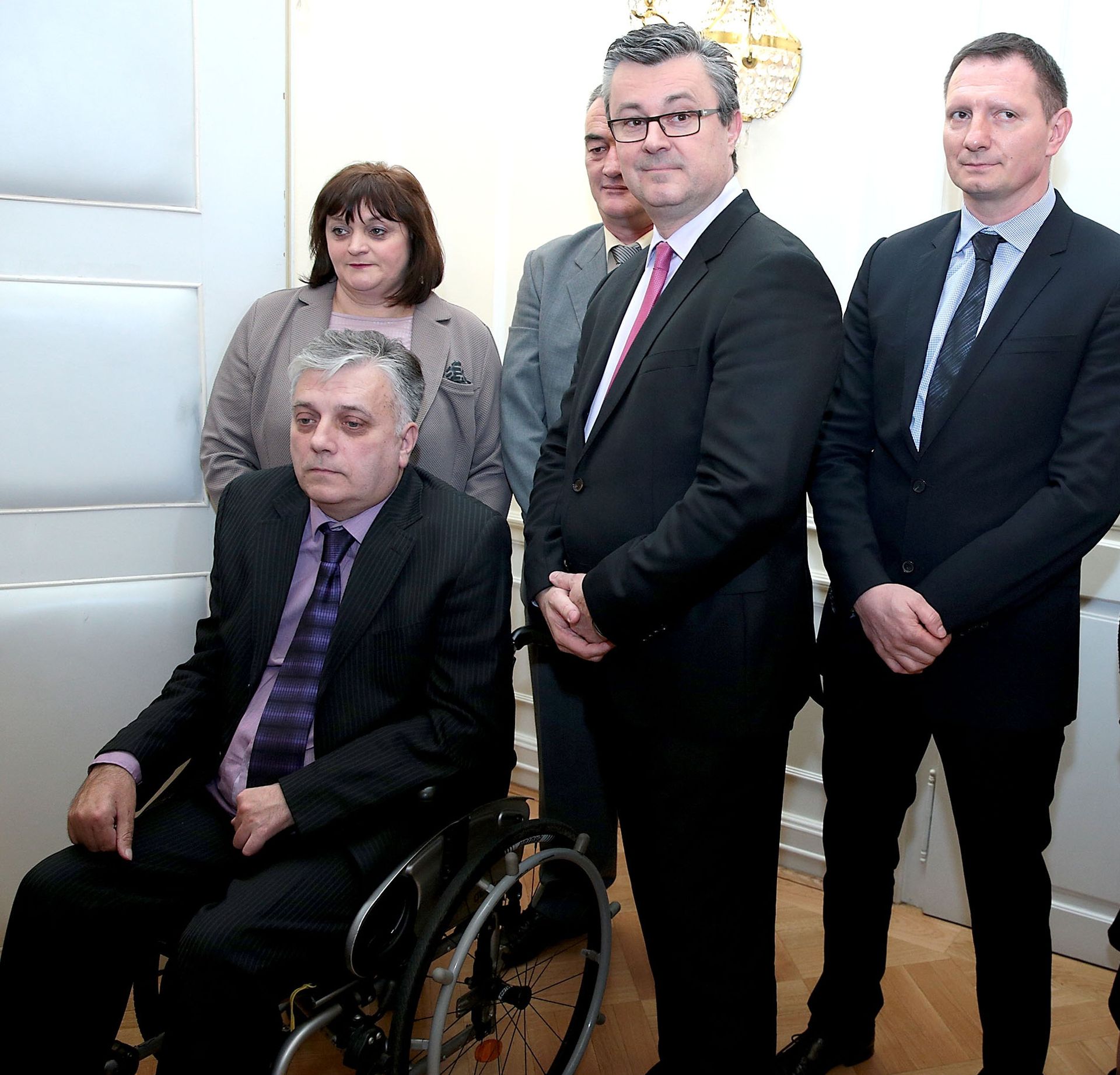 04.03.2016., Zagreb - Predsjednik Vlade Republike Hrvatske Tihomir Oreskovic sastao se u Banskim dvorima s predstavnicima udruga iz Domovinskog rata. Uz predsjednika Vlade sastanku su nazocili i prvi potpredsjednik Vlade Tomislav Karamarko i potpredsjednik Vlade Bozo Petrov. Photo: Patrik Macek/PIXSELL