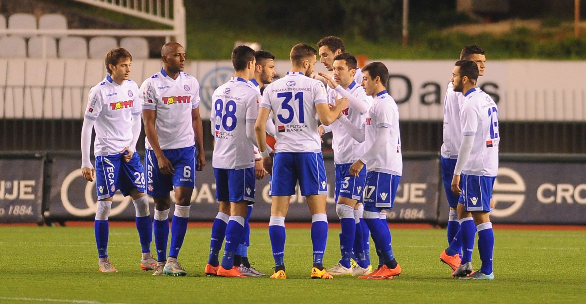 Split, 01.03.2016 - Utakmica 25. kola Prve HNL Hajduk - Osijek. Na slici igraèi Hajduka slave zgoditak.
foto HINA/ Mario STRMOTIÆ/ ik