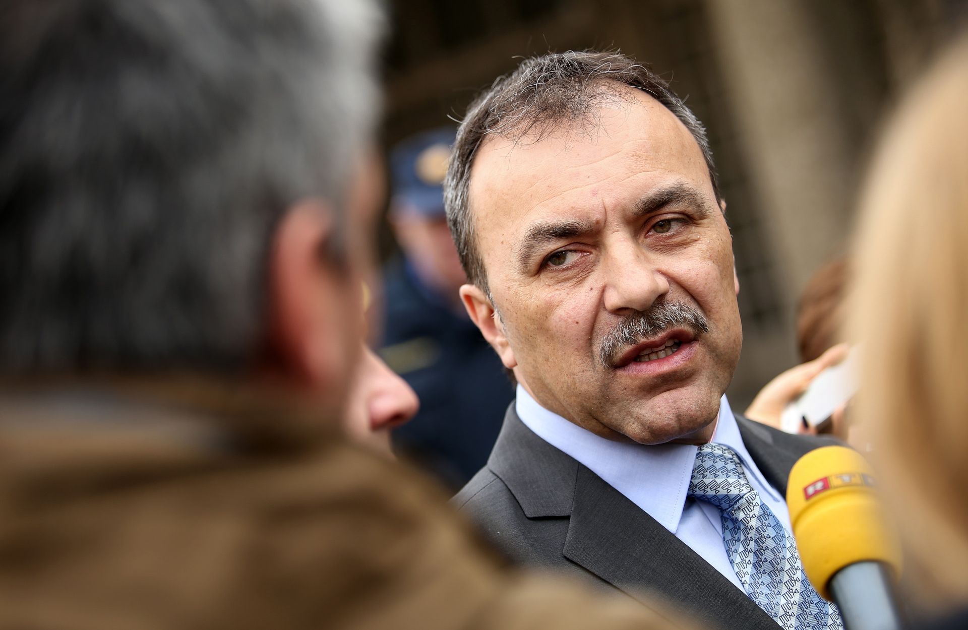 09.02.2016.,  Zagreb - Ministar unutarnjih poslova Vlaho Orepic i glavni ravnatelj policije Vlado Dominic ispratili su policijske sluzbenike na ispomoc u Makedoniju, a gdje ce obavljati registraciju izbjeglica.  Photo: Petar Glebov/PIXSELL