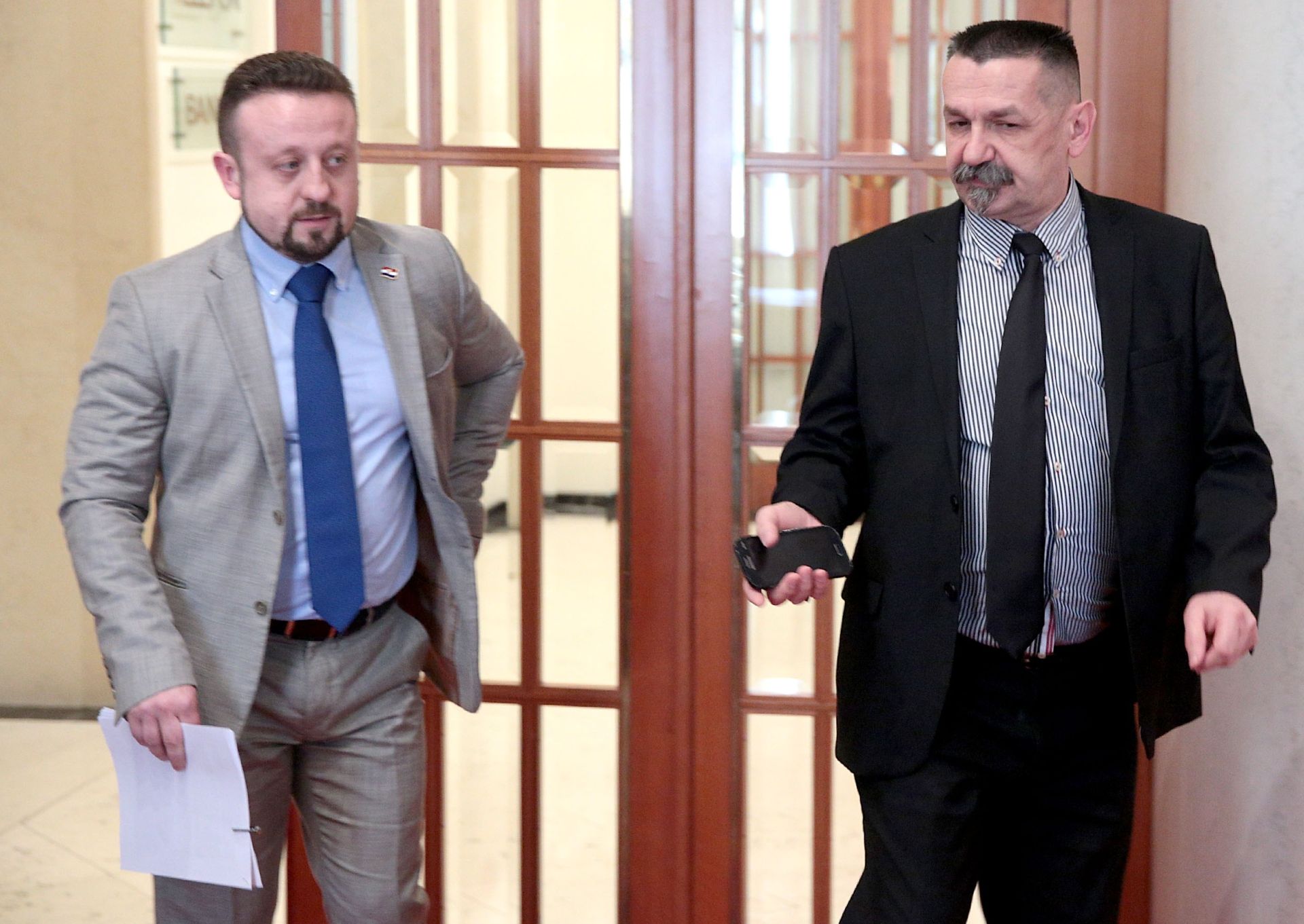 17.03.2016., Zagreb - Zastupnici HSP AS na konferenciji za medije najavili su zakonski prijedlog daljeg smanjivanja financiranja ureda bivseg predsjednika.
Photo: Patrik Macek/PIXSELL