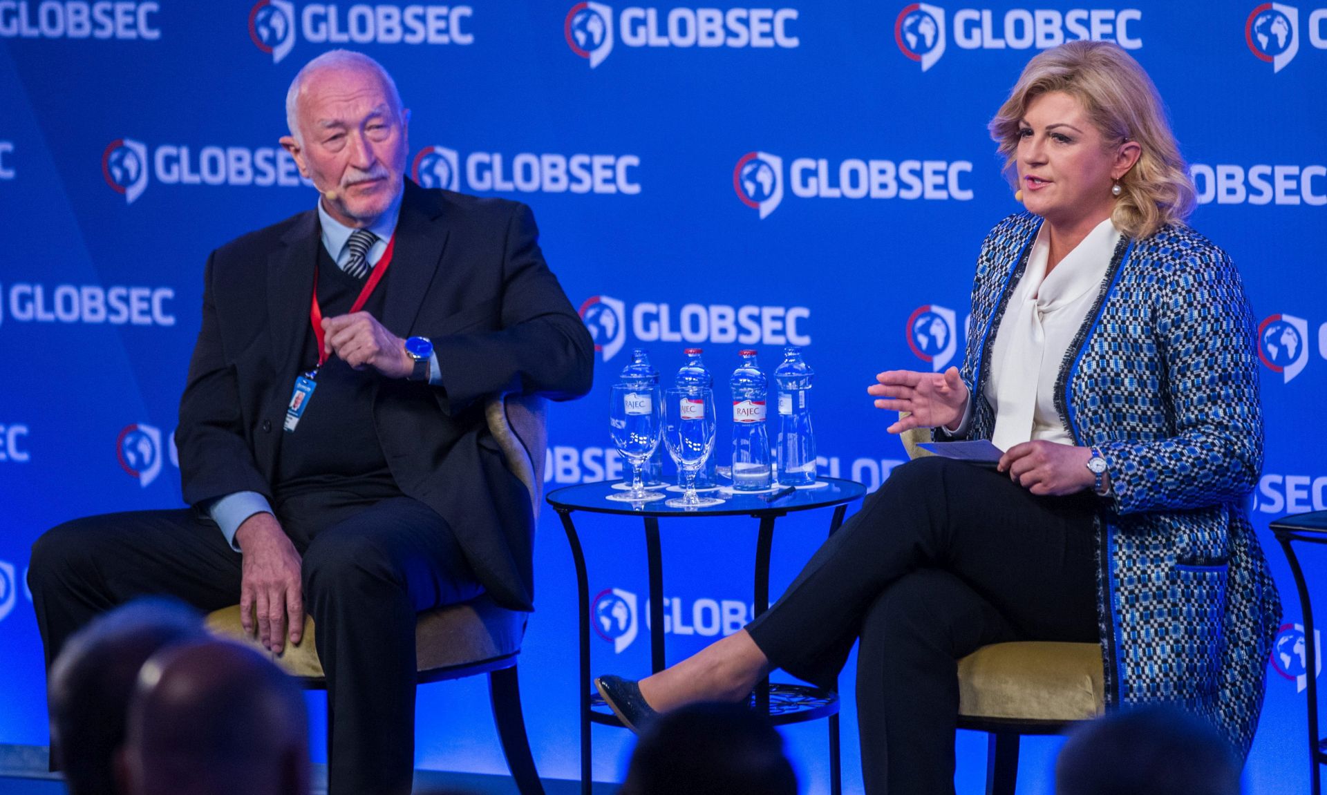 epa05263495 Croatian President Kolinda Grabar-Kitarovic (R) and Chairman of Committee of Foreign Affairs of National Council of the Slovak Republic Frantisek Sebej during the session titled 'Year of Migration: What European Response?' at the 2016 GLOBSEC Security Forum in Bratislava, Slovakia, 17 April 2016.  EPA/JAKUB GAVLAK