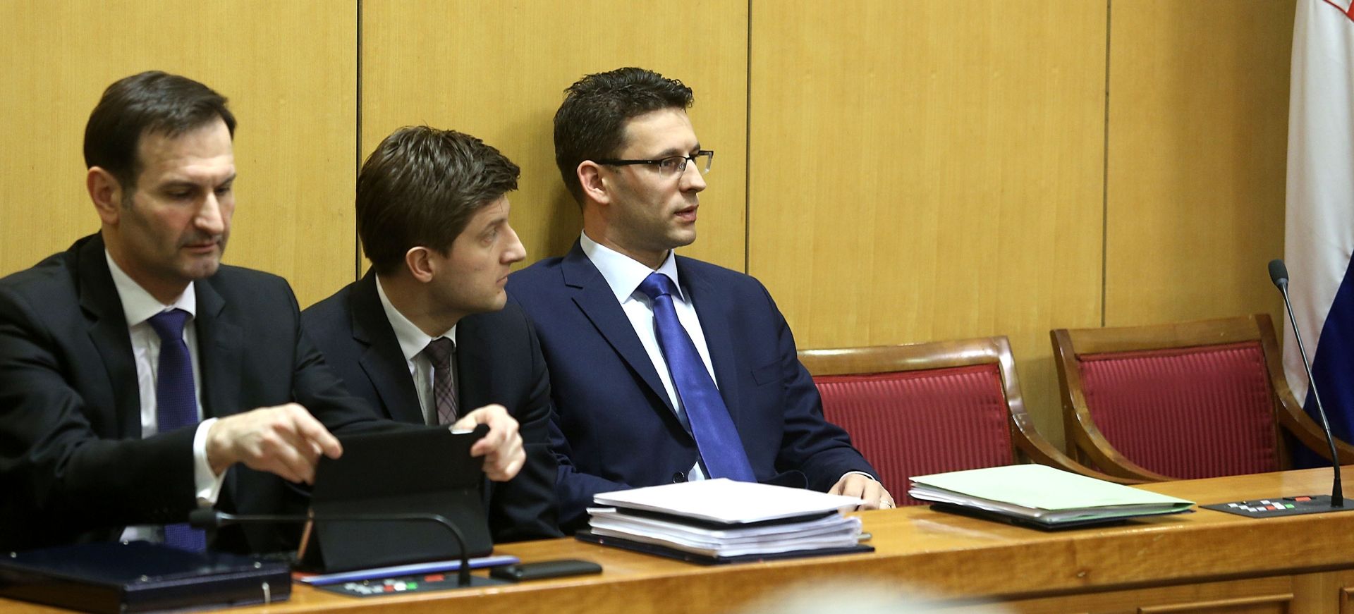 21.03.2016., Zagreb - Sabor bi glasovanjem o do sada raspravljenim tockama dnevnog reda, od kojih su najvaznije proracun za 2016. godinu i potvrda novog ministra branitelja, trebao zakljuciti drugu sjednicu.
Photo: Patrik Macek/PIXSELL
