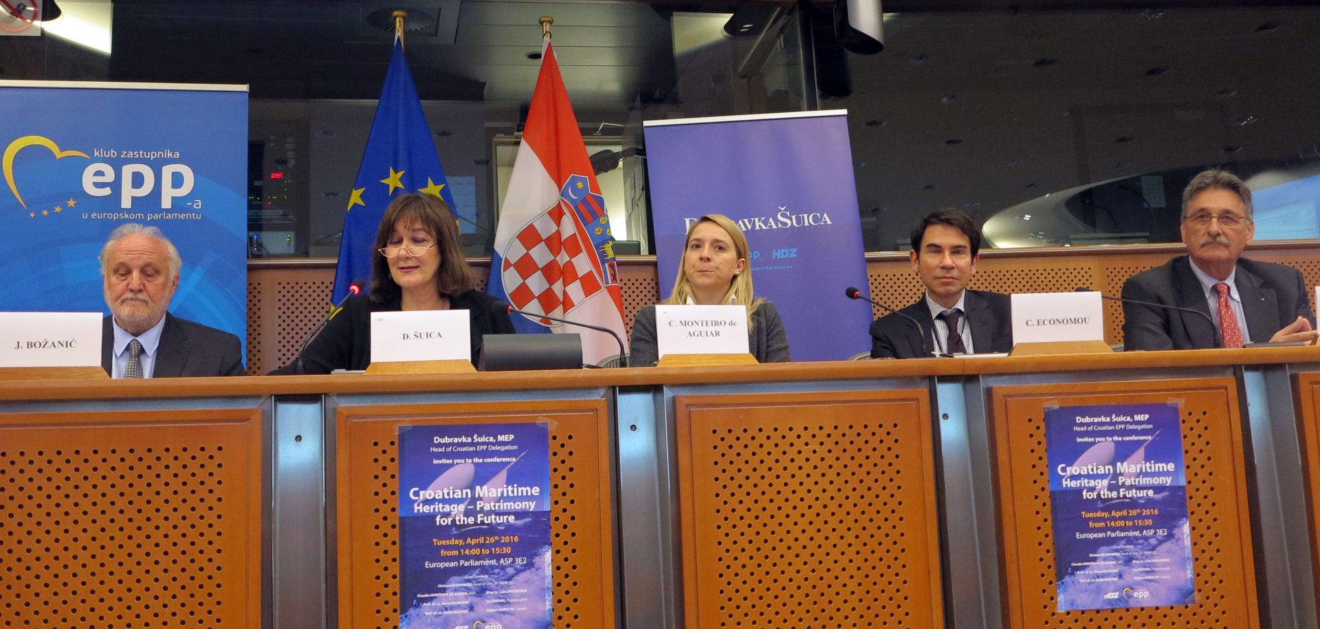Bruxelles, 26.4.2016. - Hrvatska eurozastupnica Dubravka uica organizirala je u utorak u Europskom parlamentu u Bruxellesu konferenciju o hrvatskoj pomorskoj batini, na kojoj je predstavljena i kulturna ustanova za istraivanje iskustva ivljenja s morem - Ars Halieutica.
foto HINA / Slavko VUKADIN / mm