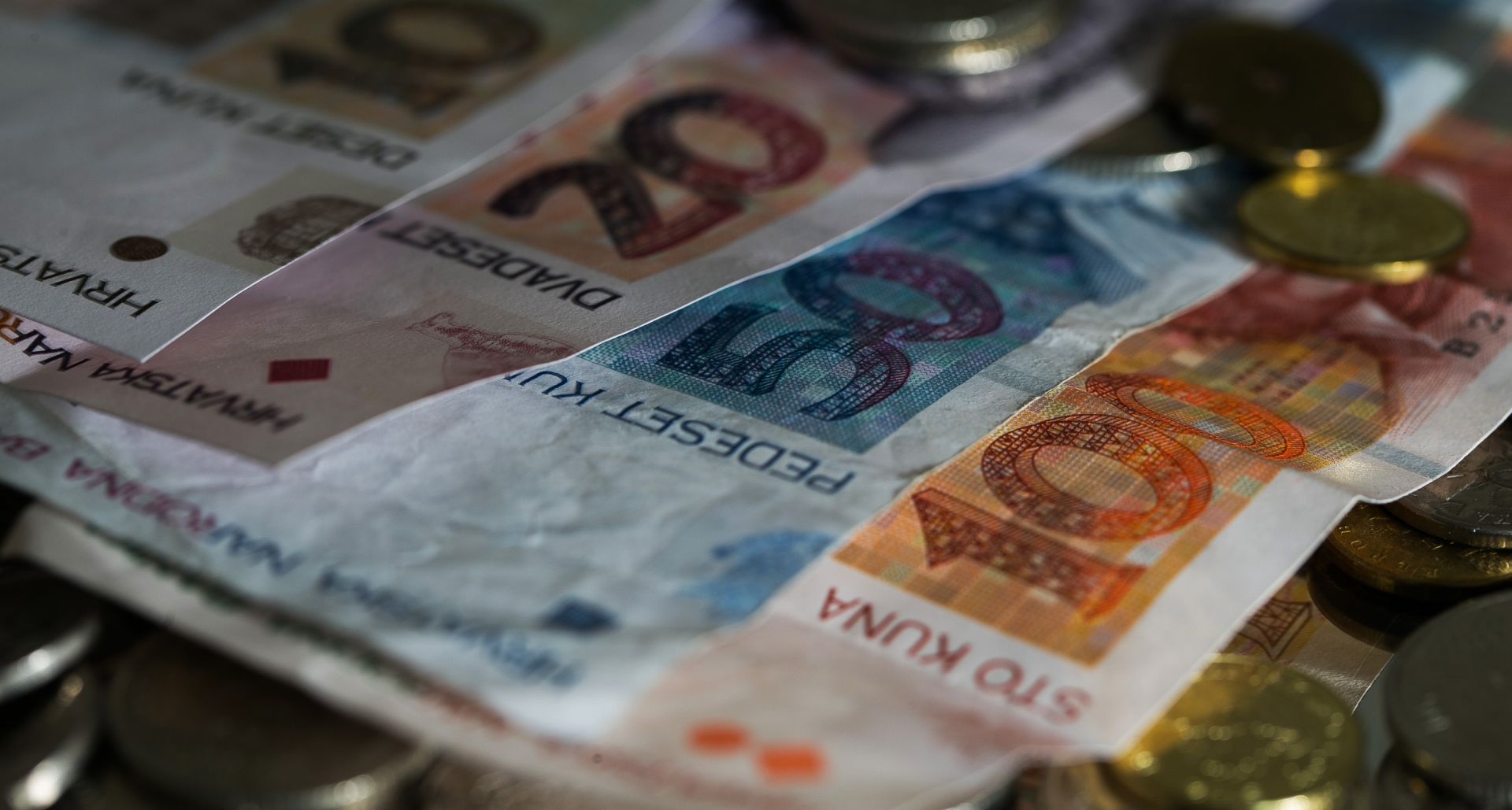 Vlada o ukidanju i smanjivanju neporeznih davanja za 247 milijuna kuna
