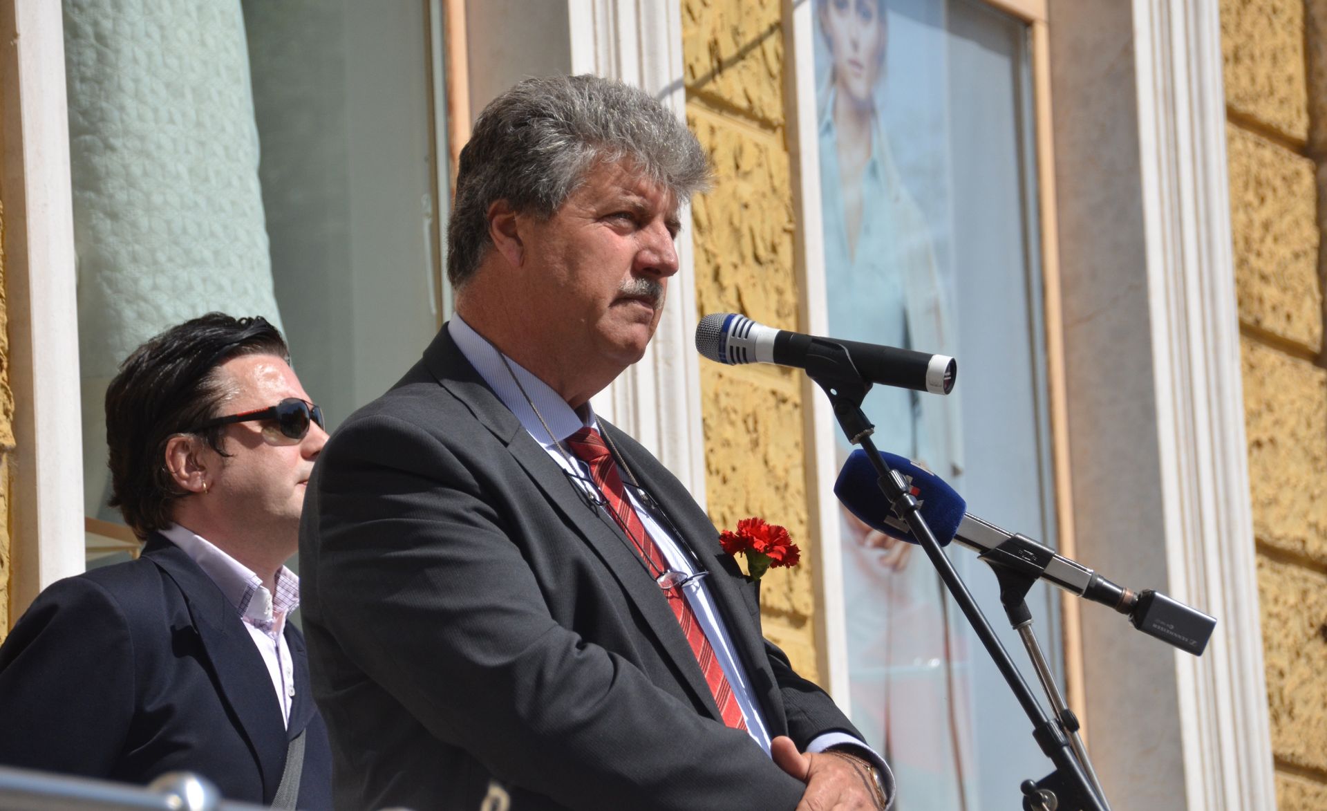 01.05.2015., Pula - Na trgu Portrata odrzalo se tradicionalno obiljezavanje Praznika rada govorima predstavnika sindikata Istre i Kvarnera te govorom dogradonacelnika Fabrizia Radina. 
Bruno Bulic. 
 Photo: Dusko Marusic/PIXSELL