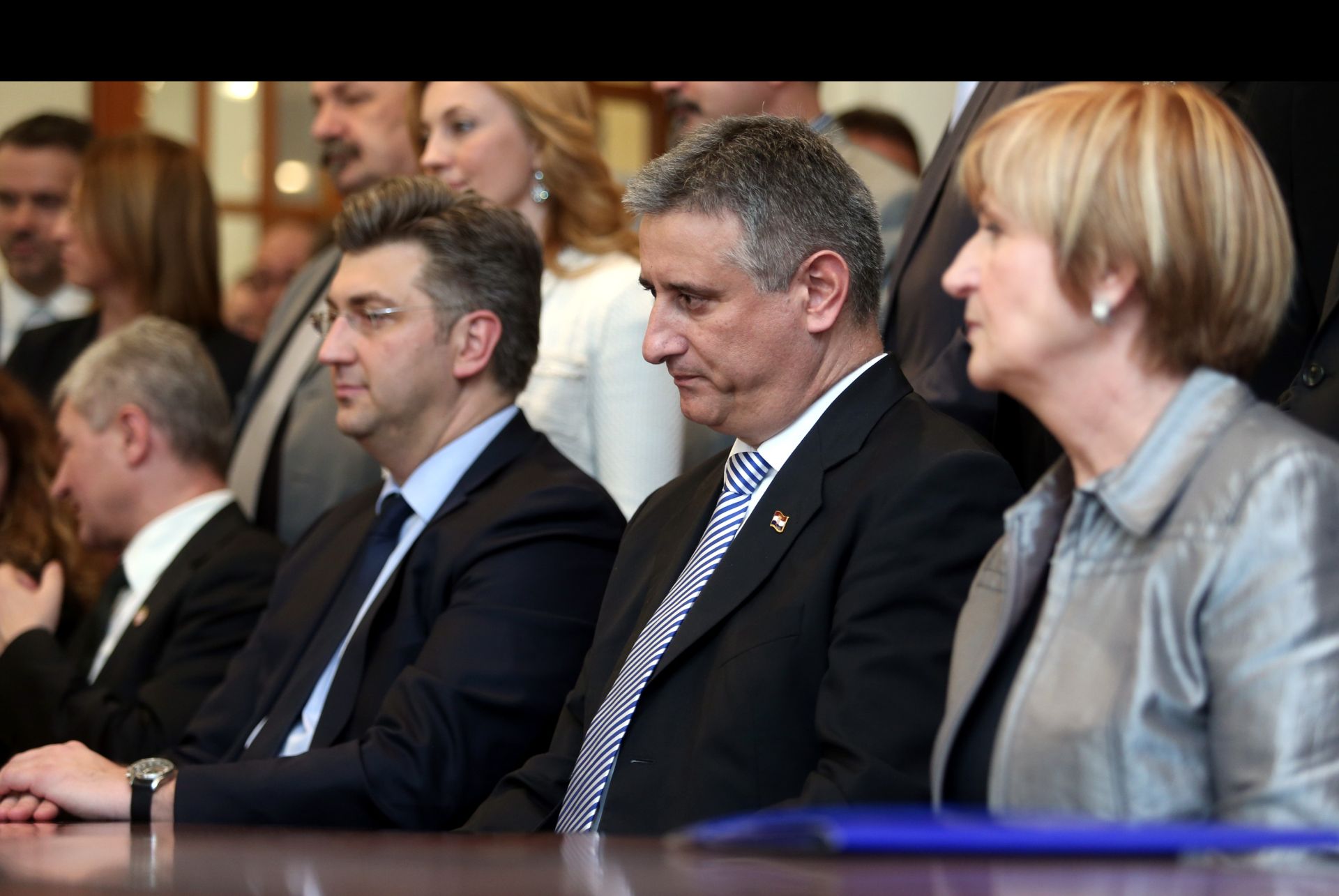 04.04.2014., Zagreb - U Hrvatskom saboru u dvorani Ivana Kukuljevica, HDZ predvodjen Tomislavom Karamarkom predao je DIP-u listu za izbor clanova u Europski parlament iz RH. 
Photo: Sanjin Strukic/PIXSELL