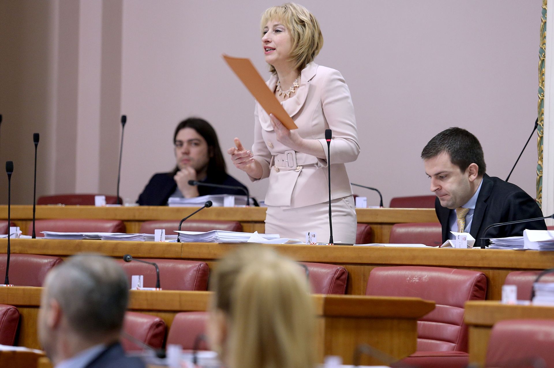 18.03.2016., Zagreb - Sabor je 2. sjednicu nastavio stankom i raspravama o stanju u znanosti i poljoprivredi. Gordana Rusak. Photo: Patrik Macek/PIXSELL