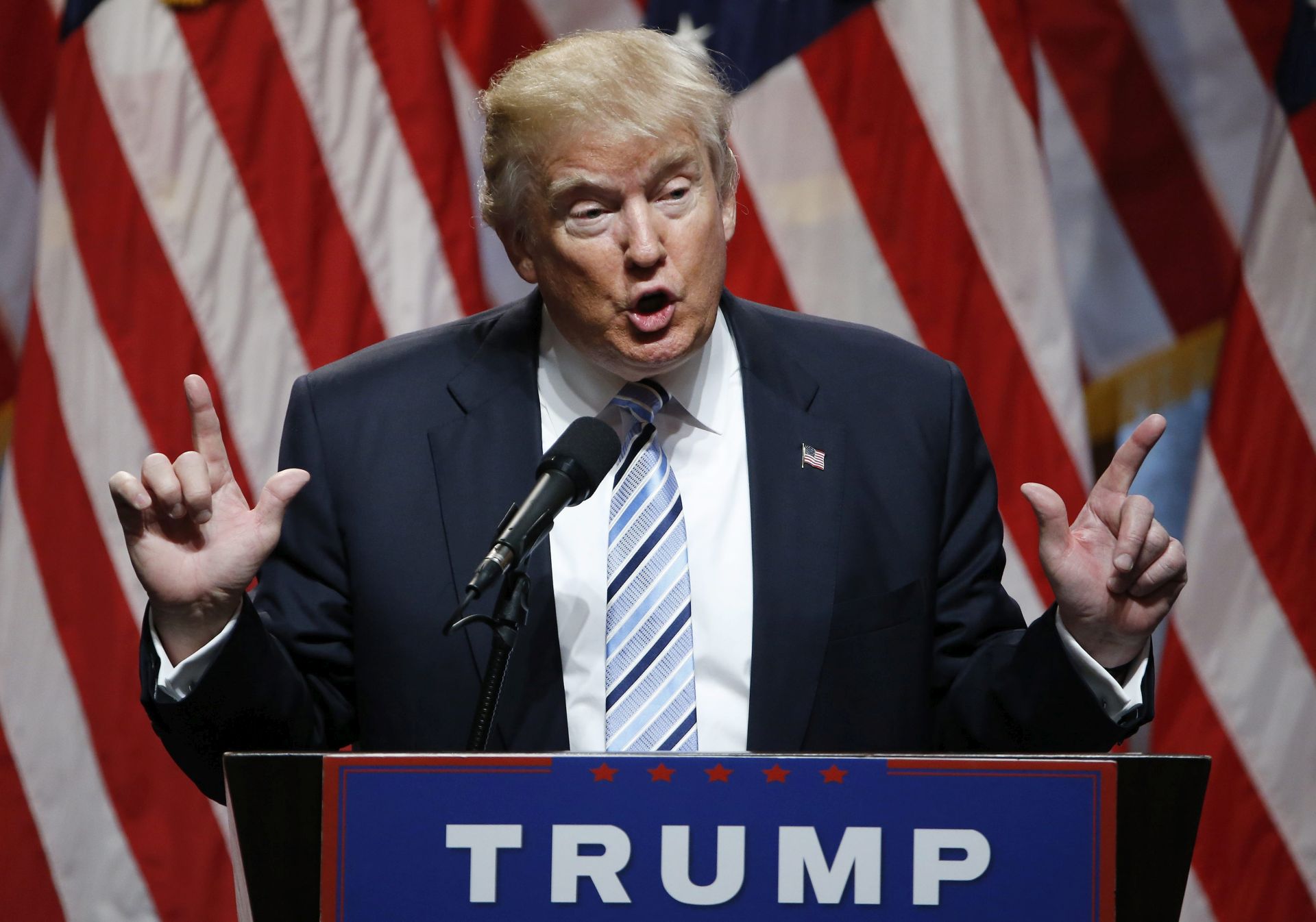 epa05428064 US Republican Presidential candidate Donald Trump speaks as he prepares to announce Indiana Governor Mike Pence as his Vice Presidential running mate for the 2016 US Presidential election in New York, New York, USA, 16 July 2016.  EPA/JASON SZENES