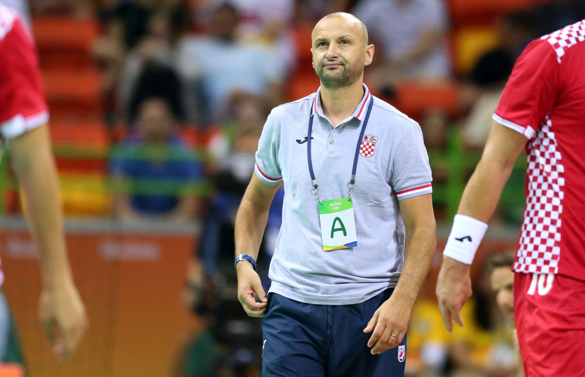 Rio de Janeiro, 07.08.2016 - Utakmica 1. kola skupine A turnira u rukometu na Olimpijskim igrama u Rio de Janeiru izmeðu reprezentacija Hrvatske i Katara. Na slici trener Hrvatske eljko Babiæ.
foto HINA/ Damir SENÈAR /ds