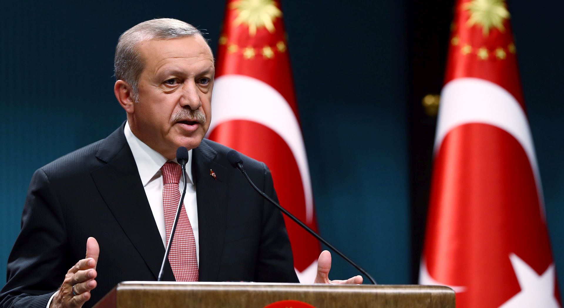 epa05433928 A handout picture provided by Turkish Presidential Press office shows Turkish President Recep Tayyip Erdogan speaking during a press conference after cabinet meeting in Ankara, Turkey, 20 July 2016. Turkish President Recep Tayyip Erdogan has declared a three-month state of emergency and caused the dismissal of 50,000 workers and the arrest of 8,000 people after the 15 July failed coup attempt. At least 290 people were killed and almost 1,500 injured amid violent clashes on 15 July as certain military factions attempted to stage a coup d'etat. The UN and various governments and organizations have urged Turkey to uphold the rule of law and to defend human rights.  EPA/TURKISH PRESIDENTIAL PRESS OFFICE / HANDOUT  HANDOUT EDITORIAL USE ONLY/NO SALES