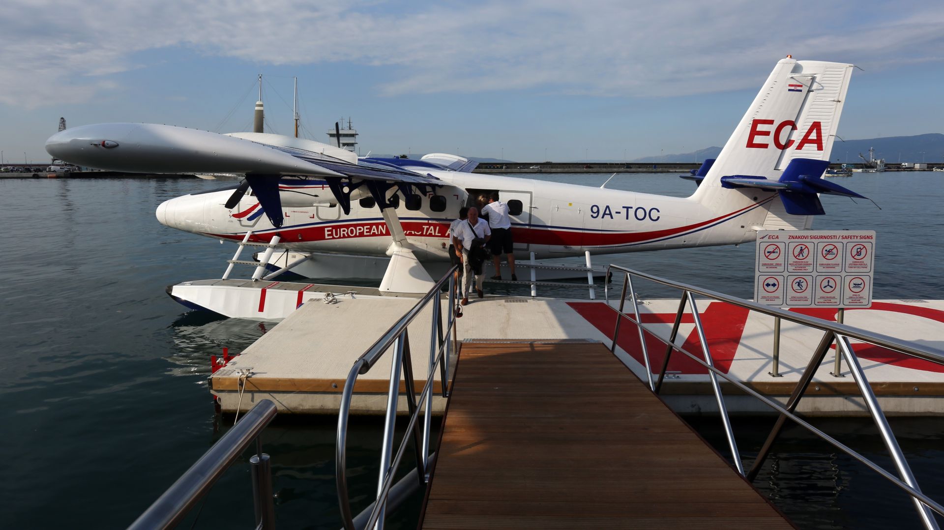 20.07.2016., Rijeka - Dolazak hidroaviona tvrtke European Coastal Airlines u luku Rijeka. Hidroavion povezuje obalne gradove na Jadranu.  
Photo: Goran Kovacic/PIXSELL