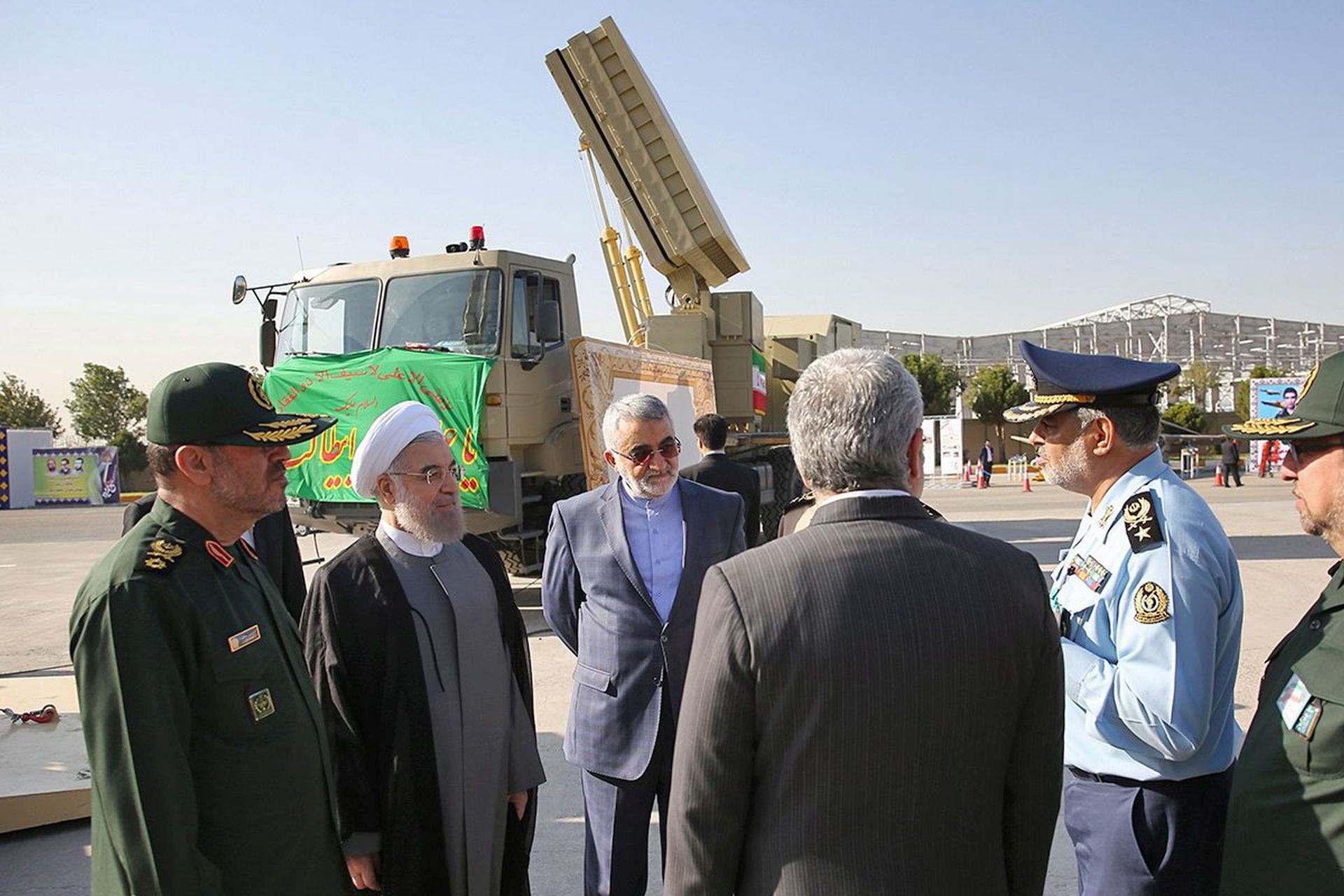 epa05504454 A handout picture made available by the presidential official website shows Iranian President Hassan Rouhani (2-L) and Iranian Defence Minister Hossein Dehghan (L) standing next to the new Iranian-made Bavar 373 missile defence shield during a ceremony in Tehran, Iran, 21 August 2016. The Bavar (Believe in yourself)-370 is said to be similar to the Russian model S-300 and mainly used by Iran in the battle against the terror-militia Islamic State.  EPA/PRESIDENTIAL OFFICIAL WEBSITE /  HANDOUT EDITORIAL USE ONLY/NO SALES