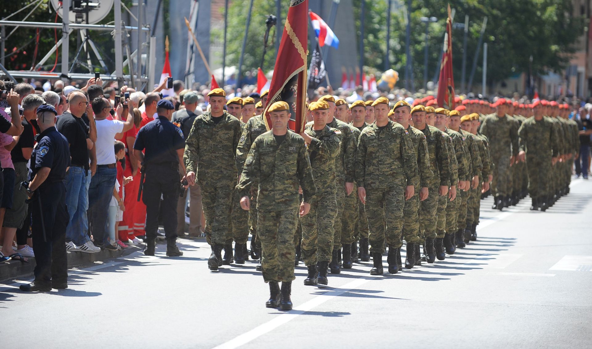 Knin, 5.8.2016 - Sveèano obiljeavanje Dana hrvatskih branitelja i 21. obljetnice vojno-redarstvene akcije "Oluja." foto HINA/ Mario STRMOTIÆ/ ua