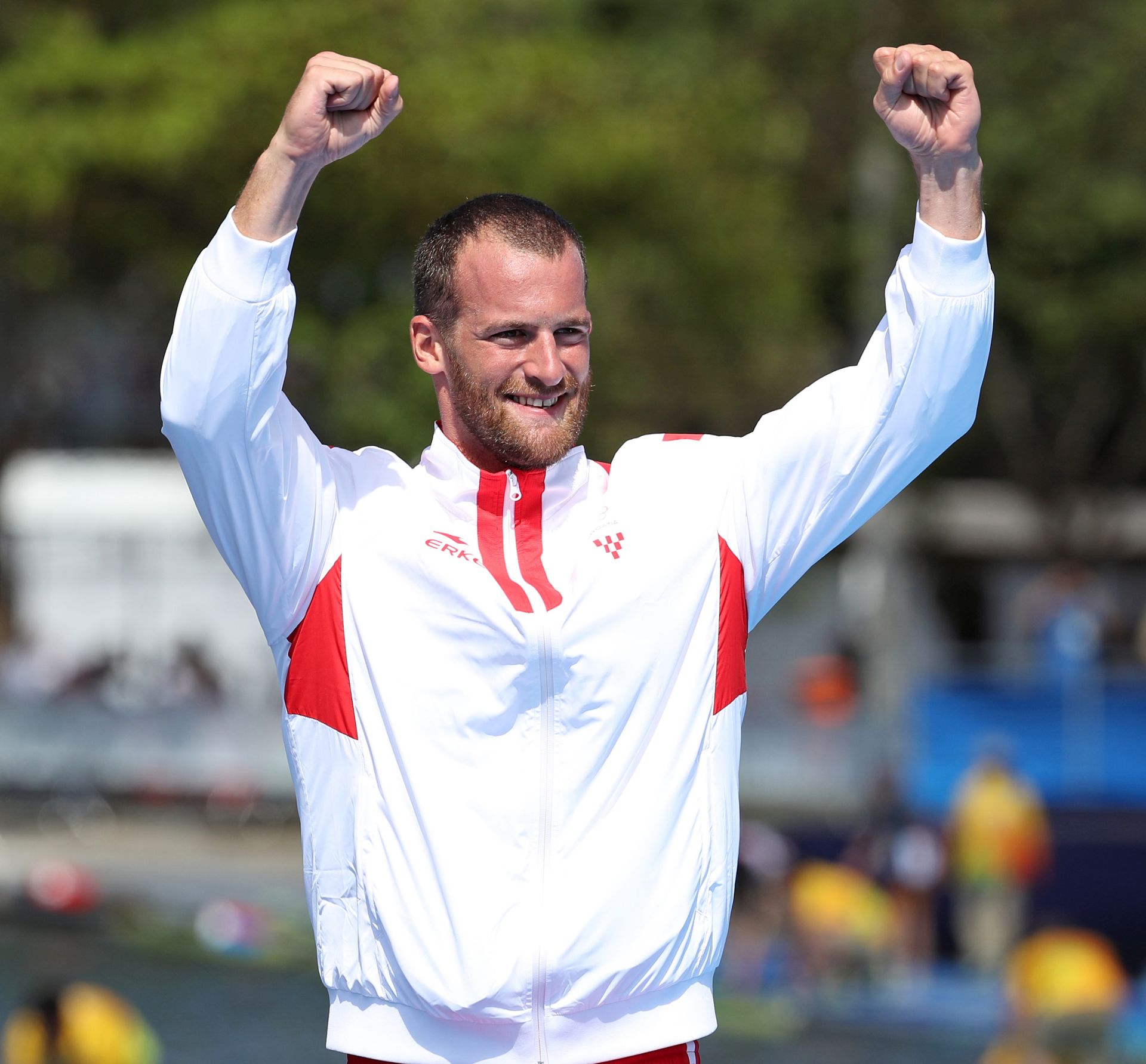 Rio de Janeiro, 13.08.2016 - Hrvatski veslaè Damir Martin osvojio je srebrnu medalju u samcu na Olimpijskim igrama u Rio de Janeiru, on je u foto-finiu u finalu izgubio od branitelja naslova otprije èetiri godine iz Londona, Novozelanðanina Mahea Drysdalea, dok je broncu osvojio trostruki uzastopni svjetski prvak Èeh Ondrej Synek.
foto HINA/ Damir SENÈAR /ds