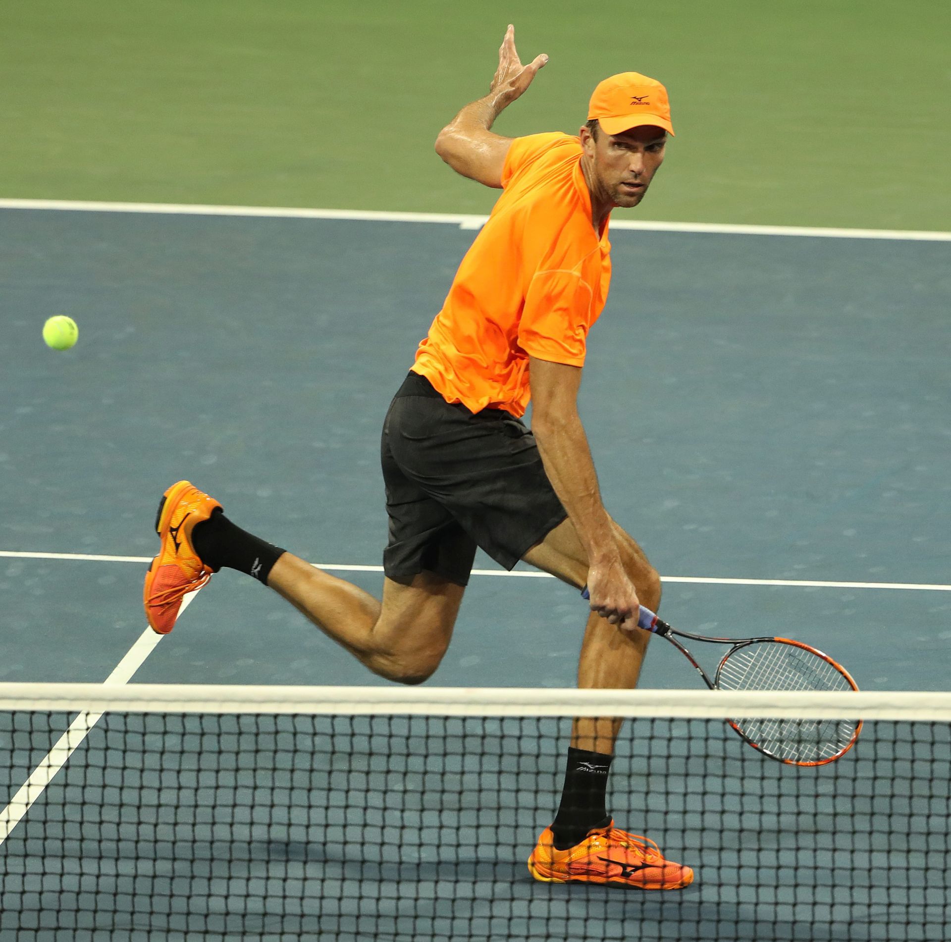 epa05519496 Ivo Karlovic of Croatia hits a return to Donald Young of the US on the fourth day of the US Open Tennis Championships at the USTA National Tennis Center in Flushing Meadows, New York, USA, 01 September 2016.  The US Open runs through September 11.  EPA/ANDREW GOMBERT