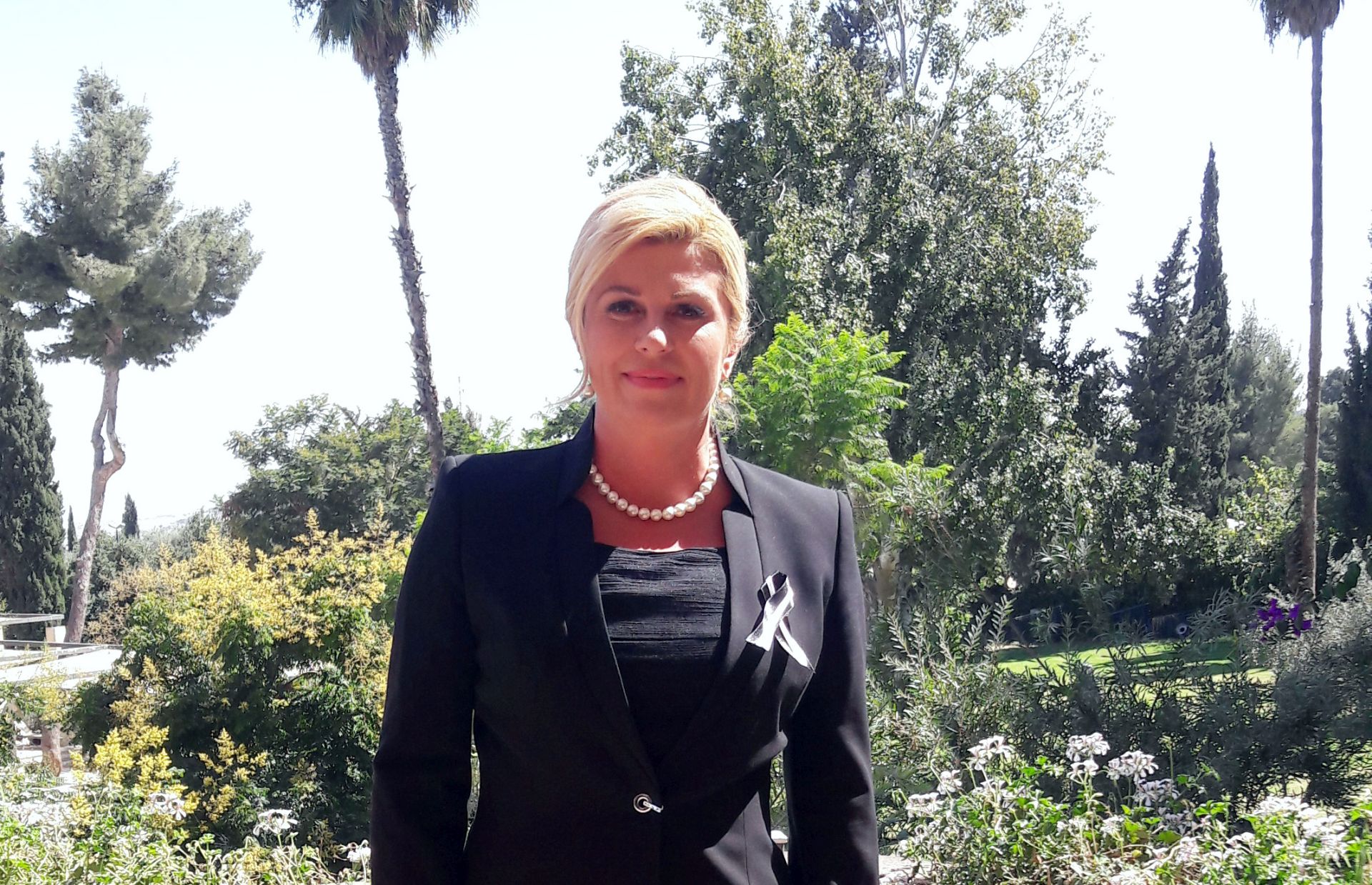 Jeruzalem, 30.09.2016 - Hrvatska predsjednica Kolinda Grabar-Kitaroviæ rekla je u petak u Jeruzalemu da æe Izrael njegovati ostavtinu biveg predsjednika i premijera Shimona Peresa i izrazila je nadu u nastavak izraelsko-palestinskog mirovnog procesa.
foto HINA/ Maa Tauan/ ds