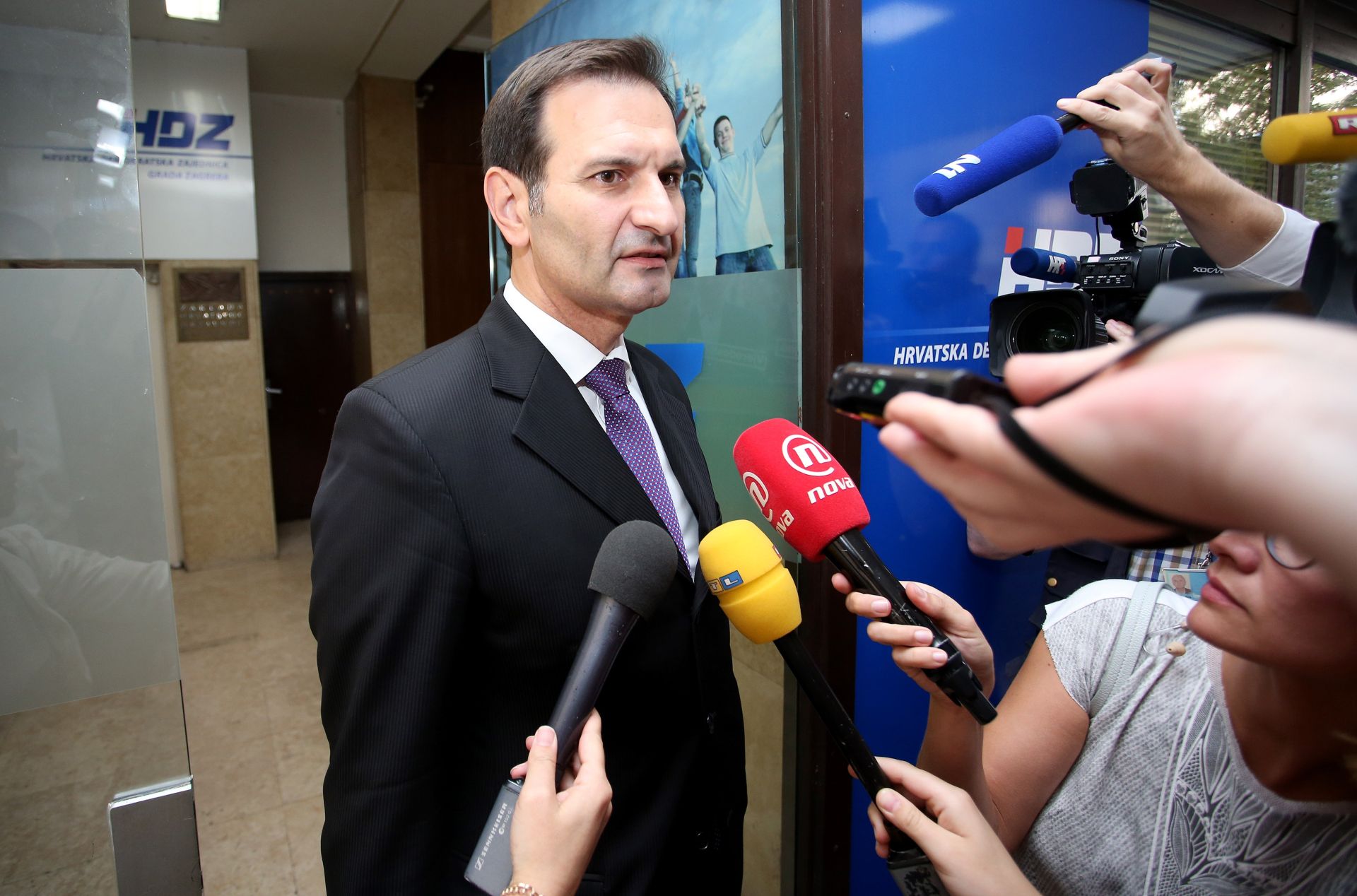 12.09.2016., Zagreb, Gunduliceva 21a- Sjednica Nacionalnog vijeca HDZ-a u prostorijama Gradskog odbora HDZ-a.  Miro Kovac.
Photo: Igor Kralj/PIXSELL