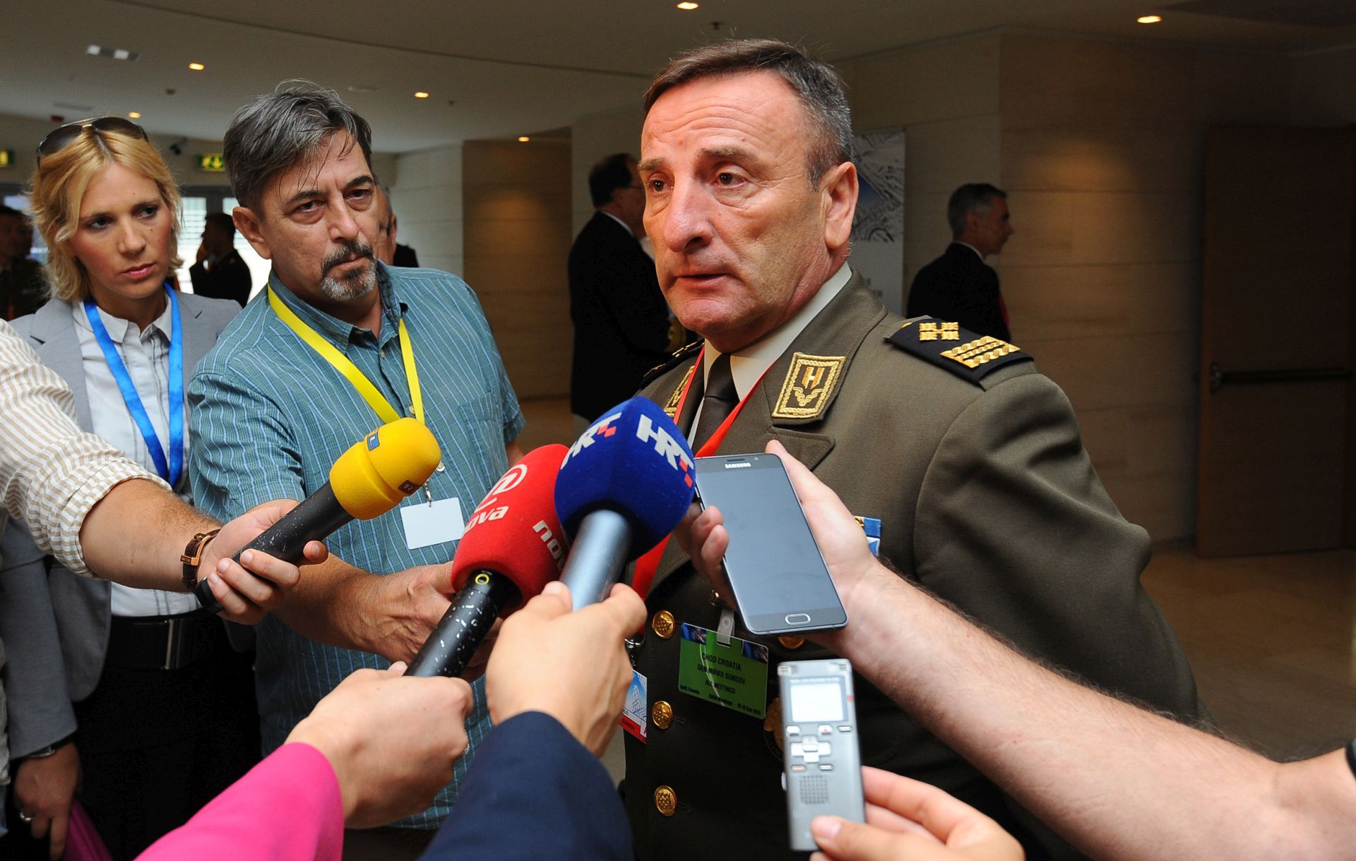 Split, 17.9.2016 - Glavni radni dio konferencije Vojnog odbora NATO-a, na kojoj sudjeluju naèelnici glavnih stoera zemalja èlanica, odran je u hotelu La Meridien Lav u Splitu. Na slici naèelnik Glavnog stoera OS RH Mirko undov.
foto HINA/ Mario STRMOTIÆ/ ua