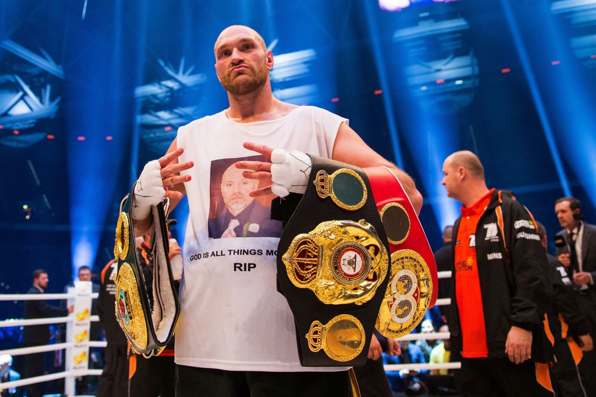 epa05583021 (FILE) A file picture dated 28 November 2015 shows British boxer Tyson Fury  celebrating in the ring after his victory over Ukraine's Vladimir Klitschko in their world heavyweight title bout in Duesseldorf, Germany. According to media reports on 13 October 2016, Tyson Fury relinquished his WBO and WBA world heavyweight titles, in order to focus his attention on recovering from his present condition, and to better concentrate on receiving the medical attention he requires. Fury recently admitted to using cocaine to help cope with his depression.  EPA/ROLF VENNENBERND