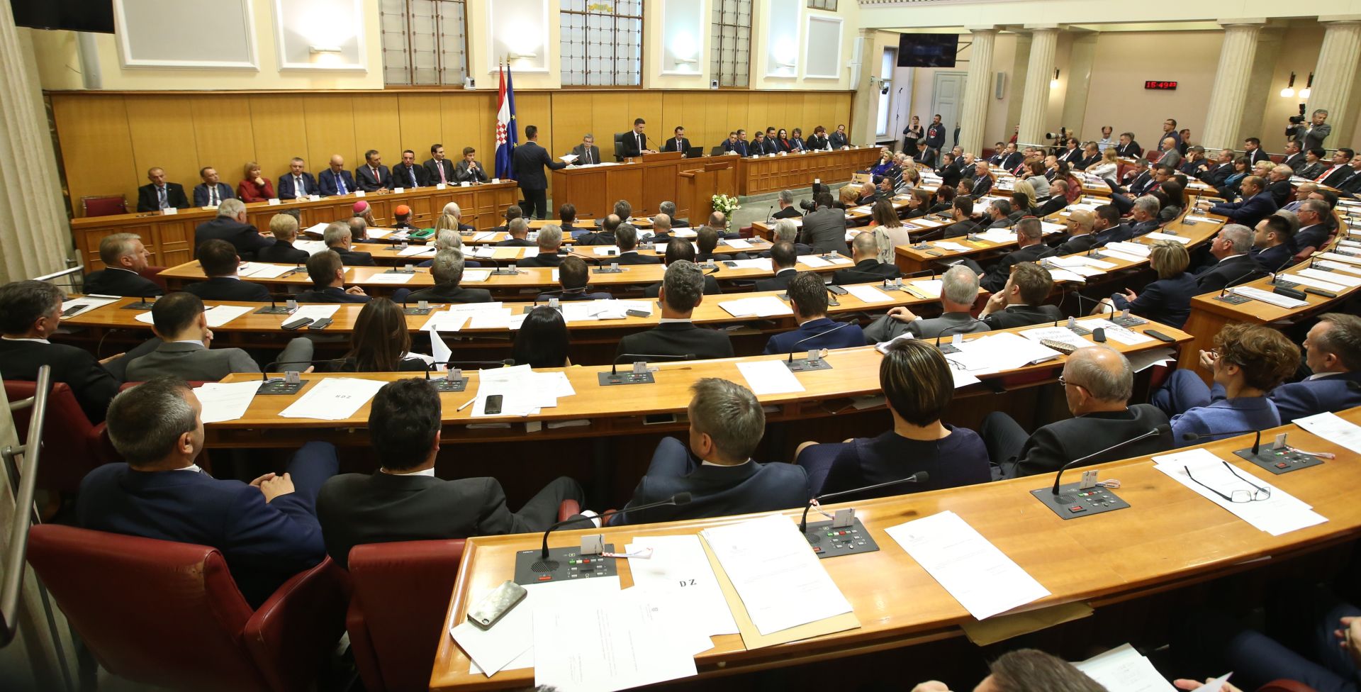 14.10.2016., Zagreb - Prvo zasjedanje Hrvatskoga sabora u 9. sazivu. 
Photo: Robert Anic/PIXSELL