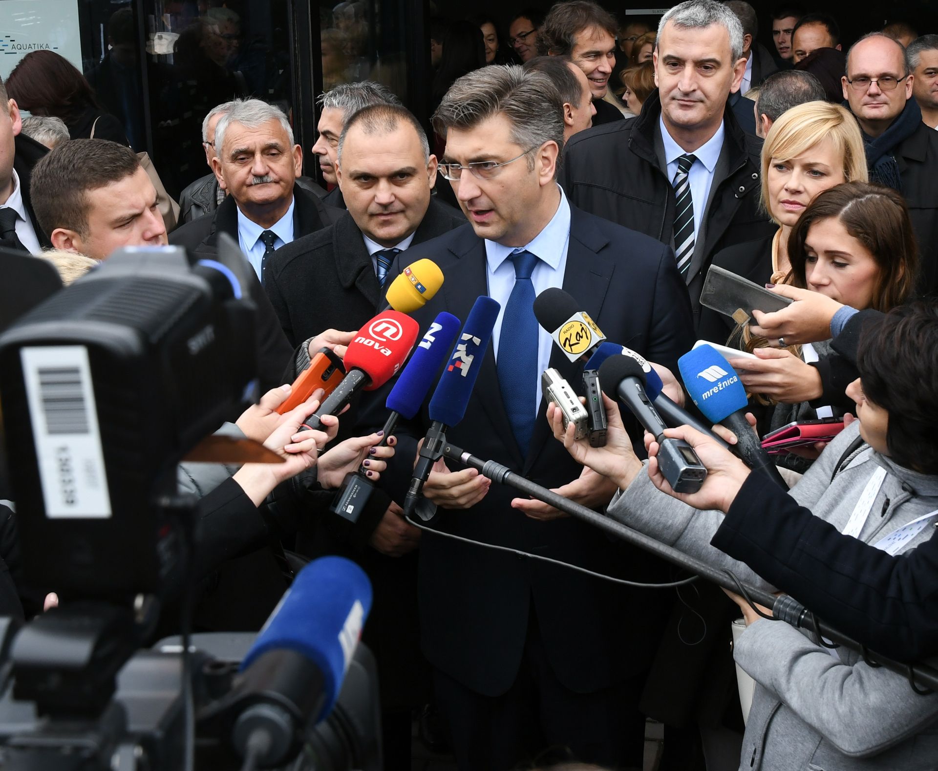 22.10.2016., Karlovac - U Karlovcu je svecano otvoren prvi slatkovodni akvarij u Hrvatskoj Aquatika. Akvarij je svecano otvorio predsjednik Vlade RH Andrej Plenkovic uz gradonacelnika Grada Karlovca Damira Jelica i zupana Karlovacke zupanije Ivana Vucica. 
Photo: Davor Visnjic/PIXSELL
