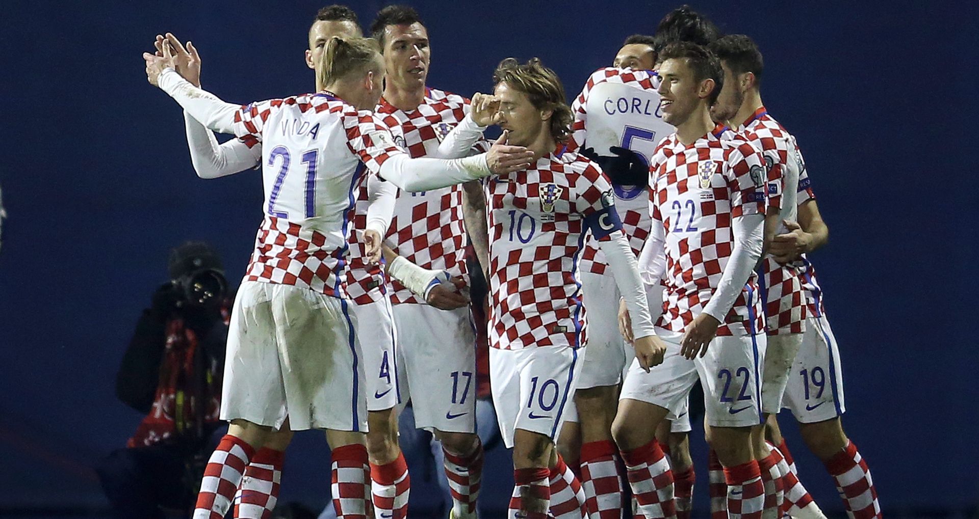 12.11.2016., stadion Maksimir, Zagreb - Kvalifikacijska utakmica za odlazak na Svjetsko prvenstvo koje ce se odrzati 2018. godine u Rusiji, skupina I, 4. kolo, Hrvatska - Island. Domagoj Vida, Mario Mandzukic, Luka Modric, Josip Pivaric. Photo: Goran Stanzl/PIXSELL