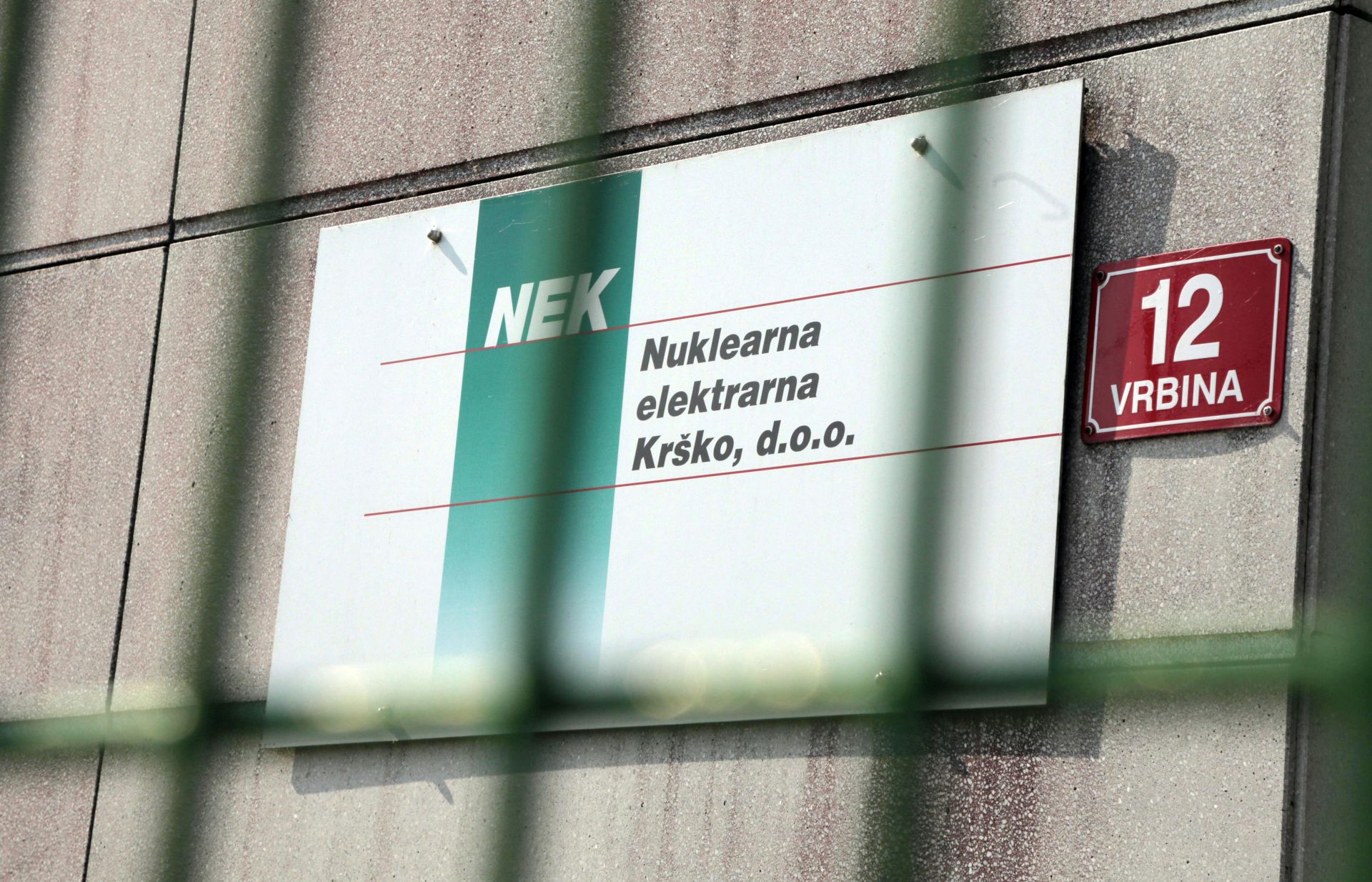 Krko, 20.7.2015 - Sjednica Meðudravnog povjerenstva vlada Hrvatske i Slovenije o ureðenju statusnih i drugih pravnih odnosa odrana je u Nuklearnoj elektrani Krko. 
foto HINA/ Dario GRZELJ/ i
