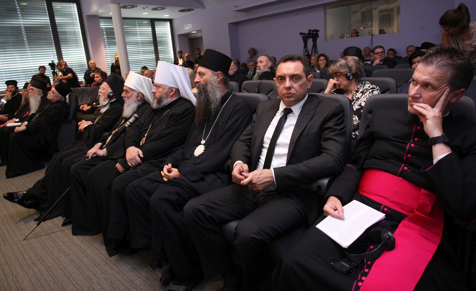 Zagreb, 09.09.2016 - Ekumenski carigradski patrijarh Bartolomej I. u posjetu Zagrebu gdje ce otvoriti otvoriti konferenciju  pod nazivom "Novomucenici: perspektiva II". Na fotografiji Ekumenski carigradski patrijarh Bartolomej I, Patrijarh srpski Irinej, Aleksandar Vulin. foto HINA/ Daniel KASAP / dk