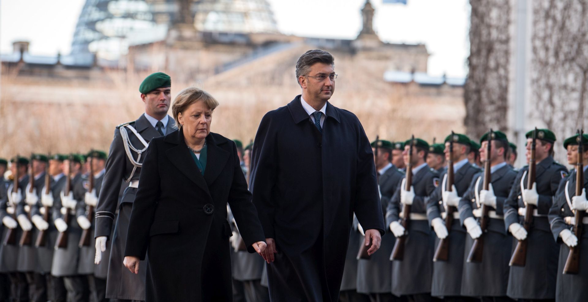 EPA/BERND VON JUTRCZENKA
