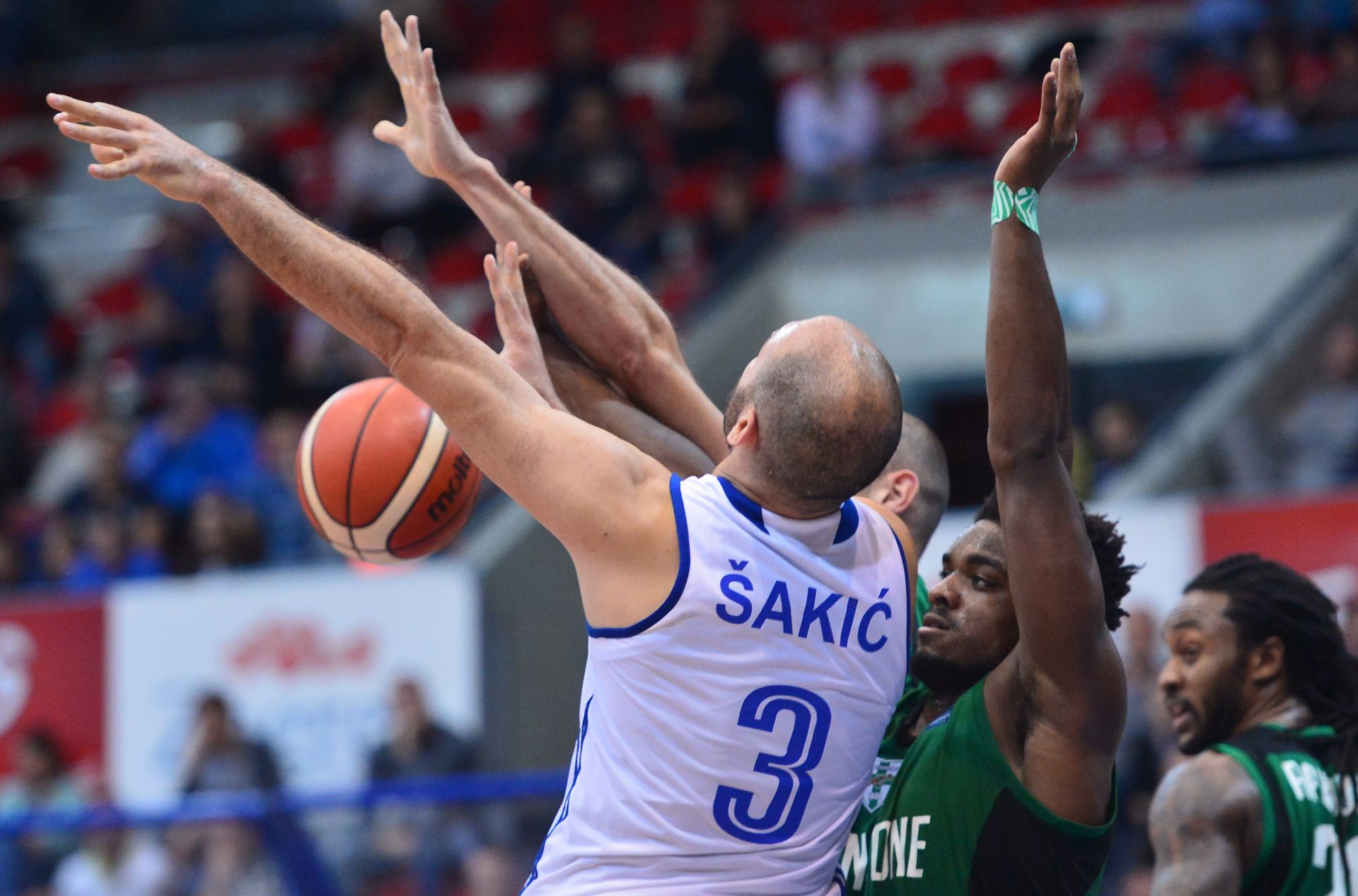 01.11.2016. , Kosarkaski centar Drazen Petrovic, Zagreb - 3. kolo kosarkaska liga prvaka: KK Cibona Zagreb ?  Sidigas Avellino.Zeljko Sakic. Photo: Marko Prpic/PIXSELL