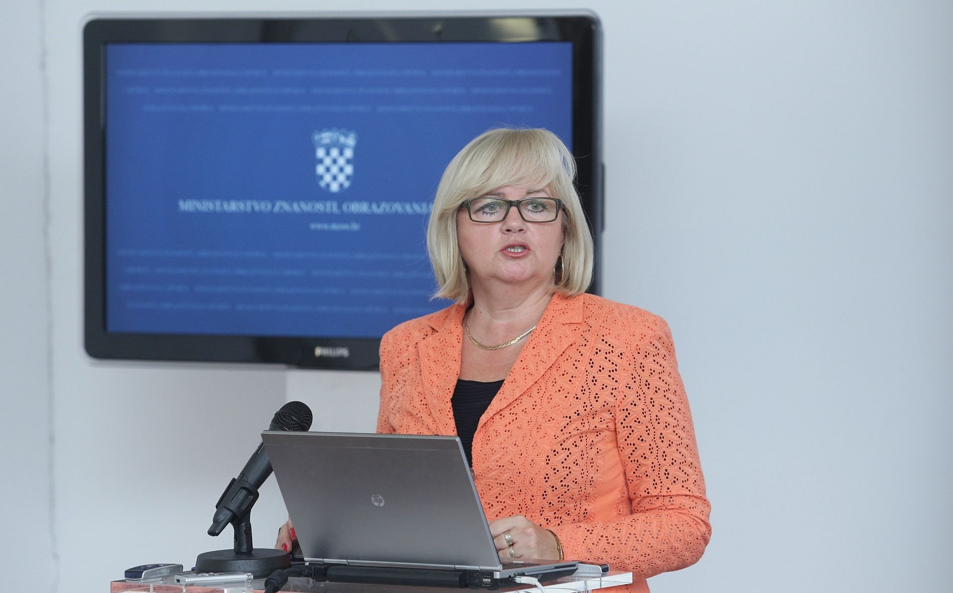 06.10.2014., Zagreb - Konferencija za medije Ministarstva znanosti, obrazovanja i sporta u povodu objave rezultata medjunarodnog istrazivanja o ucenju i poucavanju, Talis 2013.  Michelle Bras Roth.     Photo: Zeljko Lukunic/PIXSELL