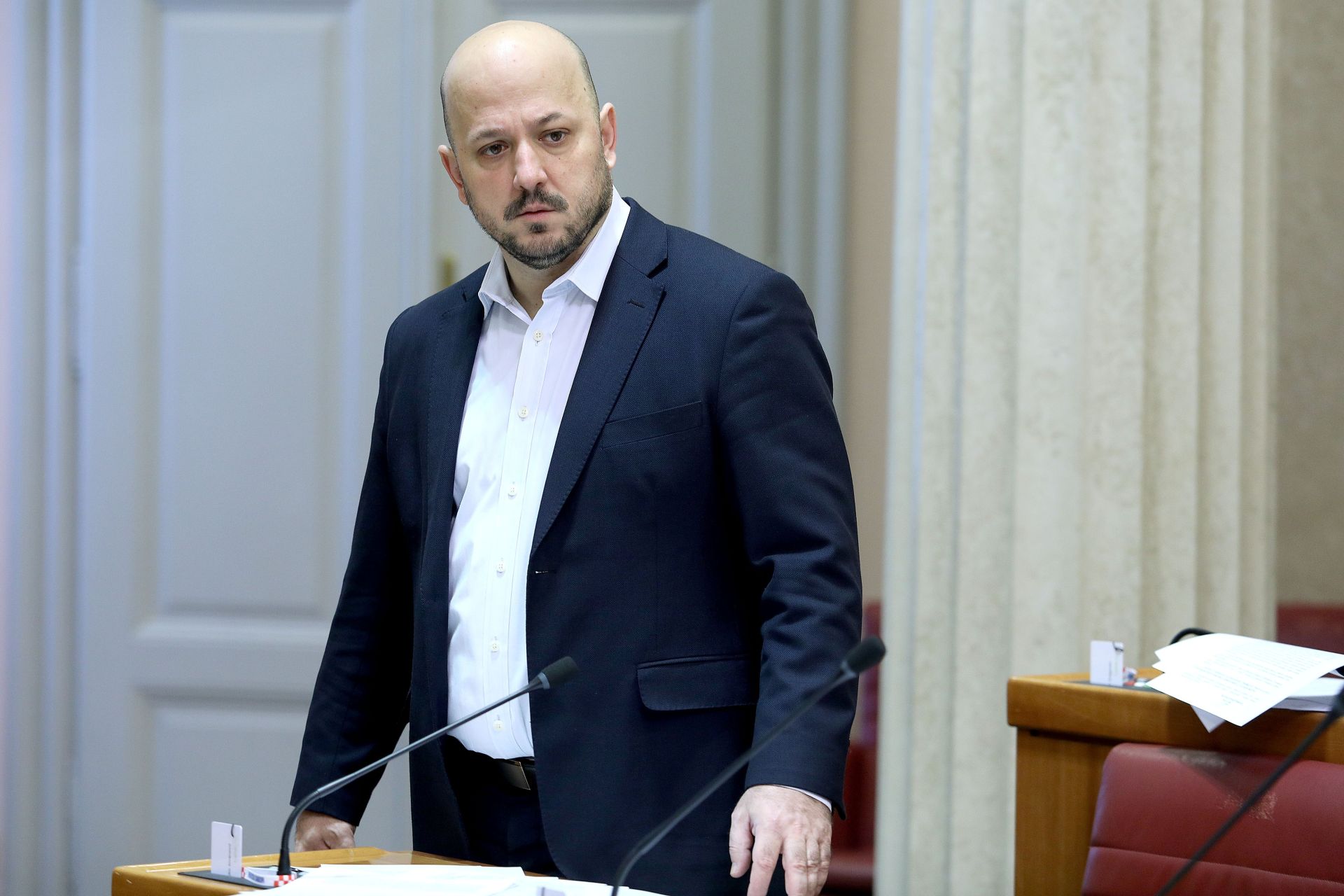 02.12.2016., Zagreb - Sabor je drugu sjednicu nastavio raspravom o hitnom postupku o Konacnom prijedlogu zakona o mjerama za smanjenje troskova postavljanja elektronickih komunikacijskih mreza velikih brzina. Gordan Maras. 
Photo: Patrik Macek/PIXSELL