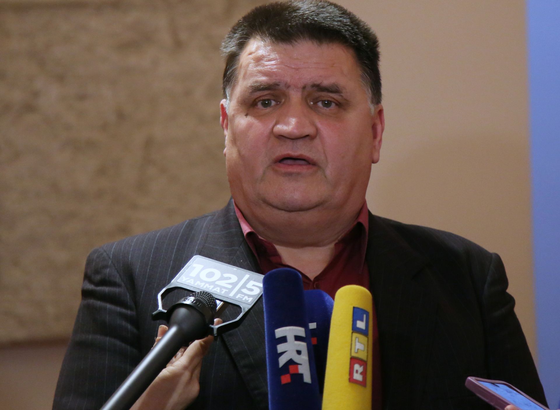 Zagreb, 02.02.2016. - Izjava za medije predsjednice Odbora za zdravstvo i socijalnu politiku Ines Strenja-Liniæ i predsjednika Udruge hrvatskih pacijenata Marija Drlje (na fotografiji). 
foto HINA/ Lana SLIVAR DOMINIÆ/ lsd