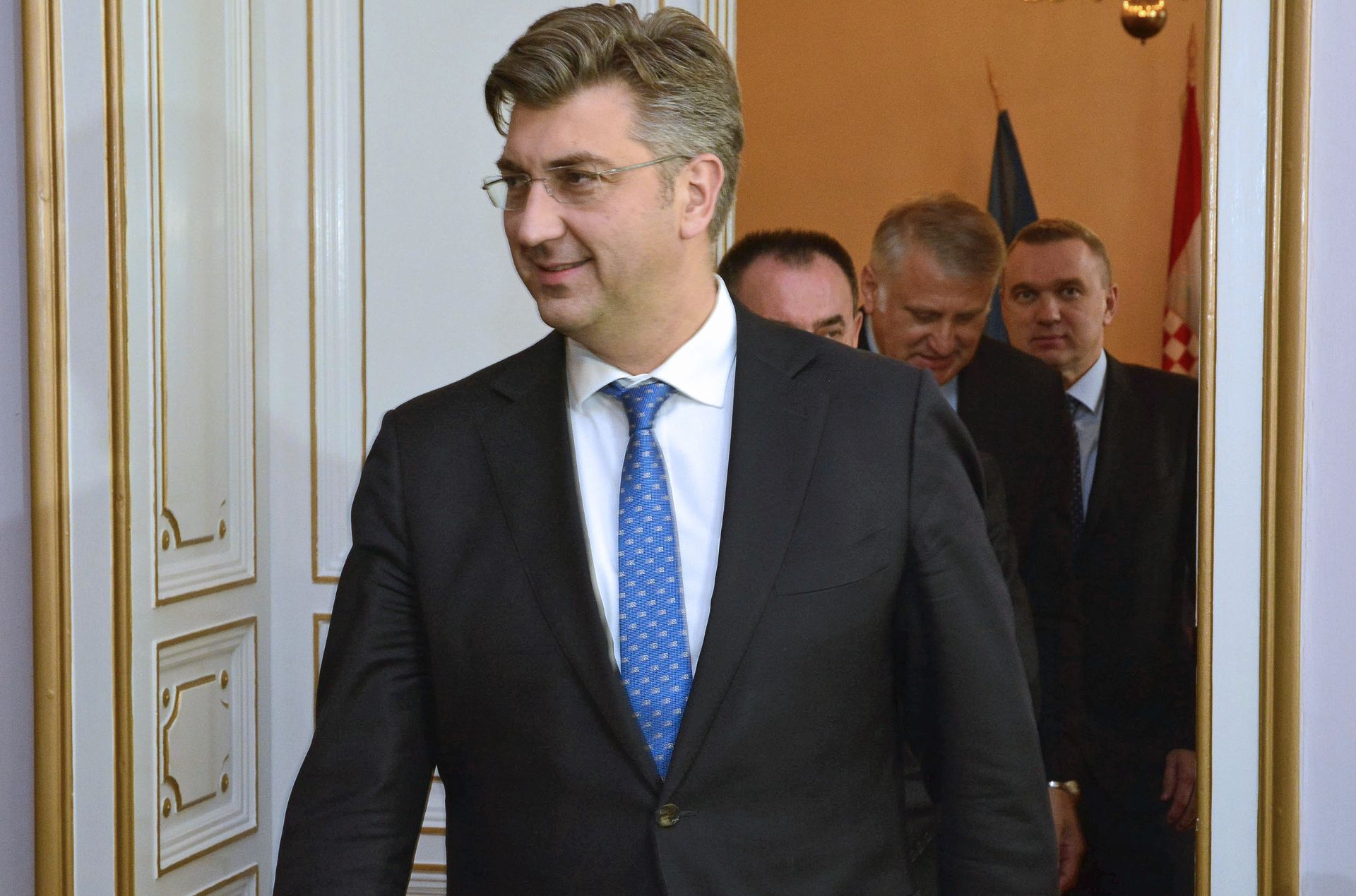 Poega, 09.12.2016. - Predsjednik Vlade RH Andrej Plenkoviæ posjetio je Poegu, gdje je o aktualnim gospodarskim projektima razgovarao sa upanijskim i gradskim èelnicima.
foto HINA/ ua