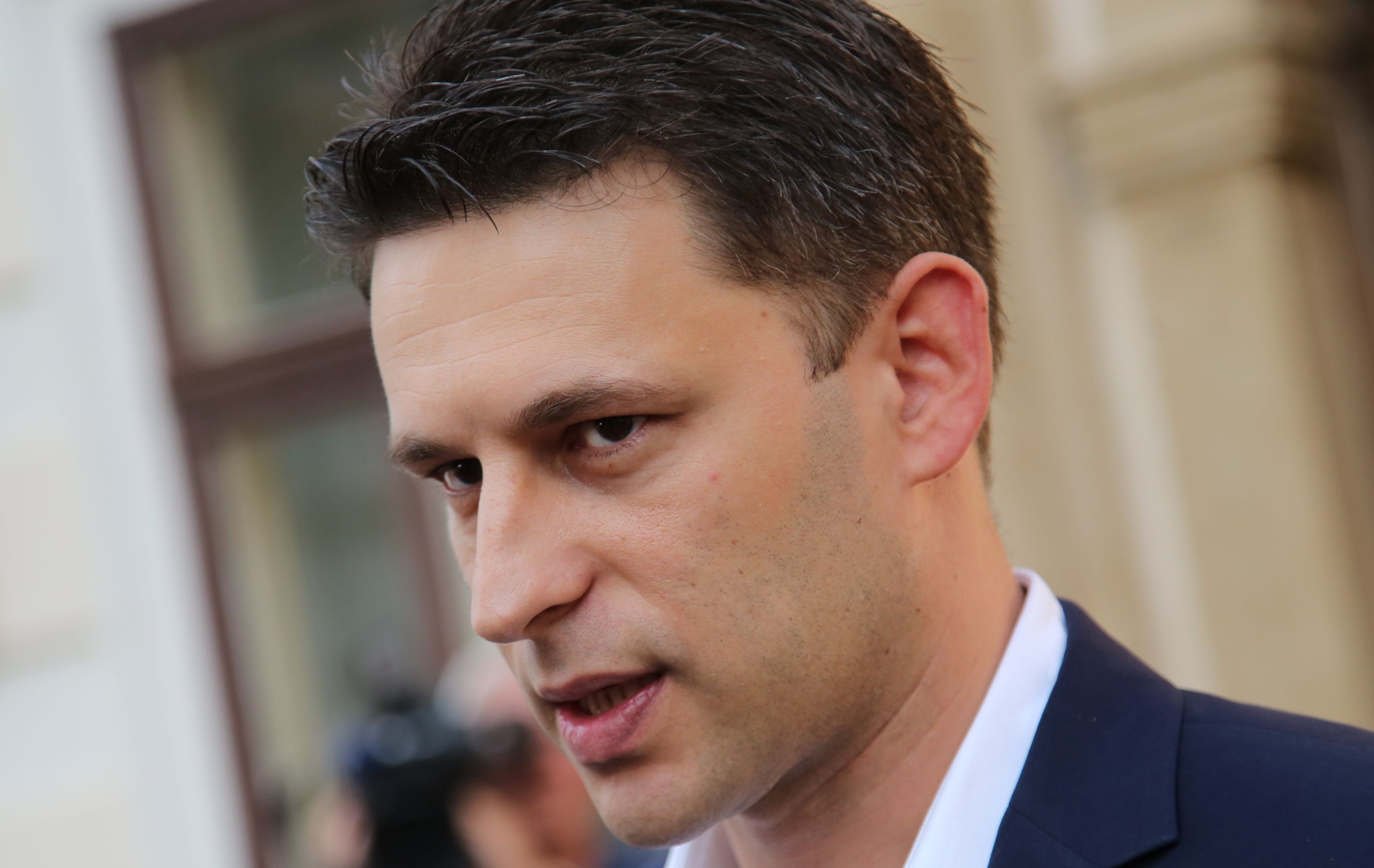Zagreb, 14.09.2016.- Potpredsjednik Vlade Boo Petrov dao je izjavu za medije prije sjednice Vlade. 
foto HINA/ Lana SLIVAR DOMINIÆ/ ua