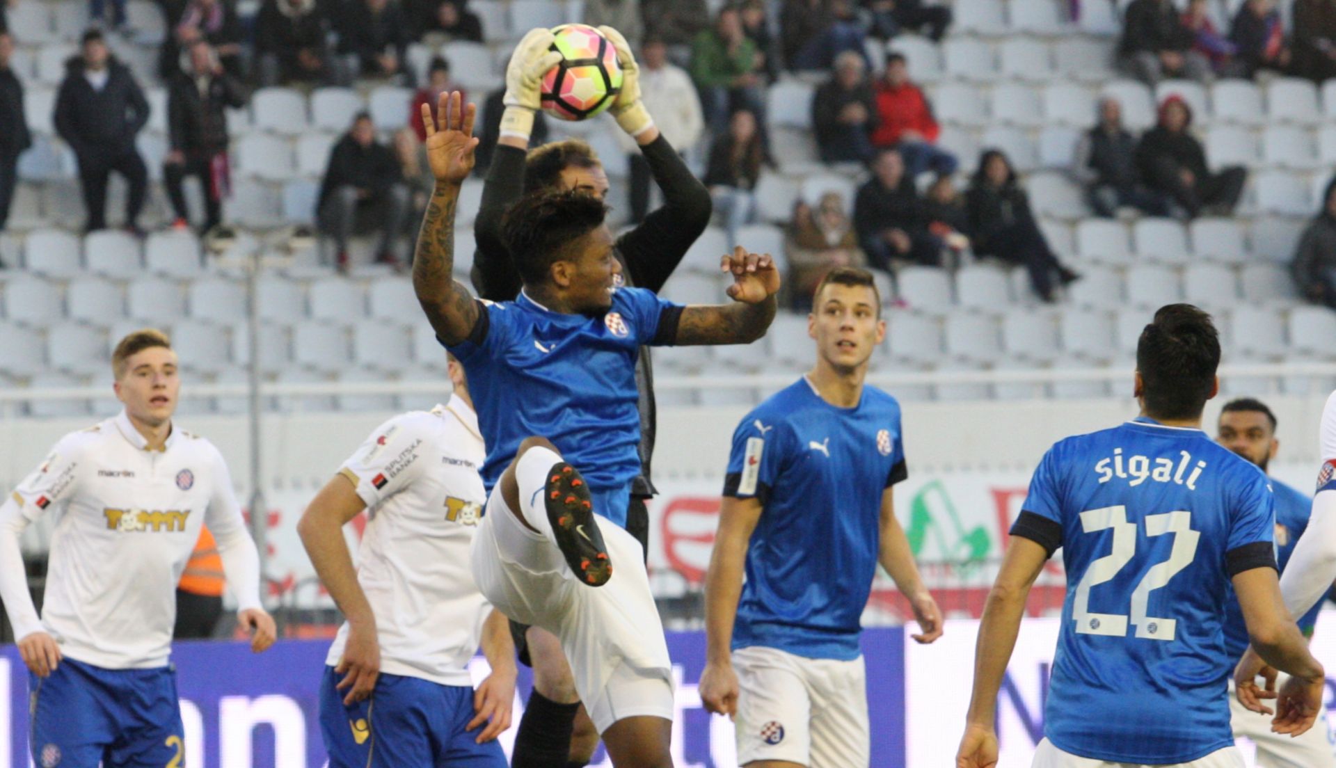 17.12.2016., Split - Utakmica 20. Kola MAXtv Prve lige u Poljudu izmedju HNK Hajduk i GNK Dinamo. Junior Fernandes.
Photo: Ivo Cagalj/PIXSELL