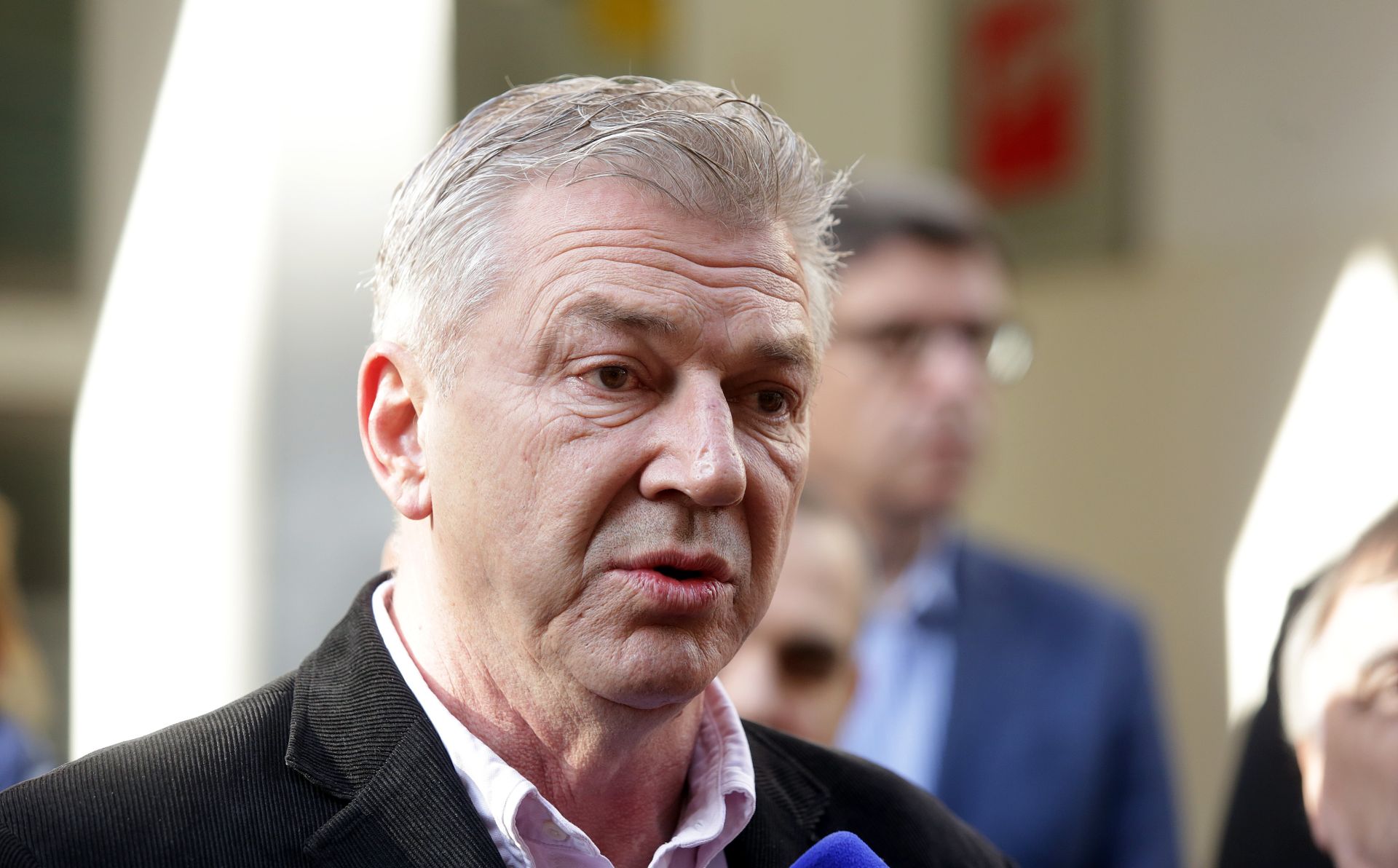31.10.2016., Zagreb - Kandidat za predsjednika SDP-a Ranko Ostojic, predao je u sjedistu SDP-a prikupljene potpise potpore za predsjednika stranke. 
Photo: Luka Stanzl/PIXSELL