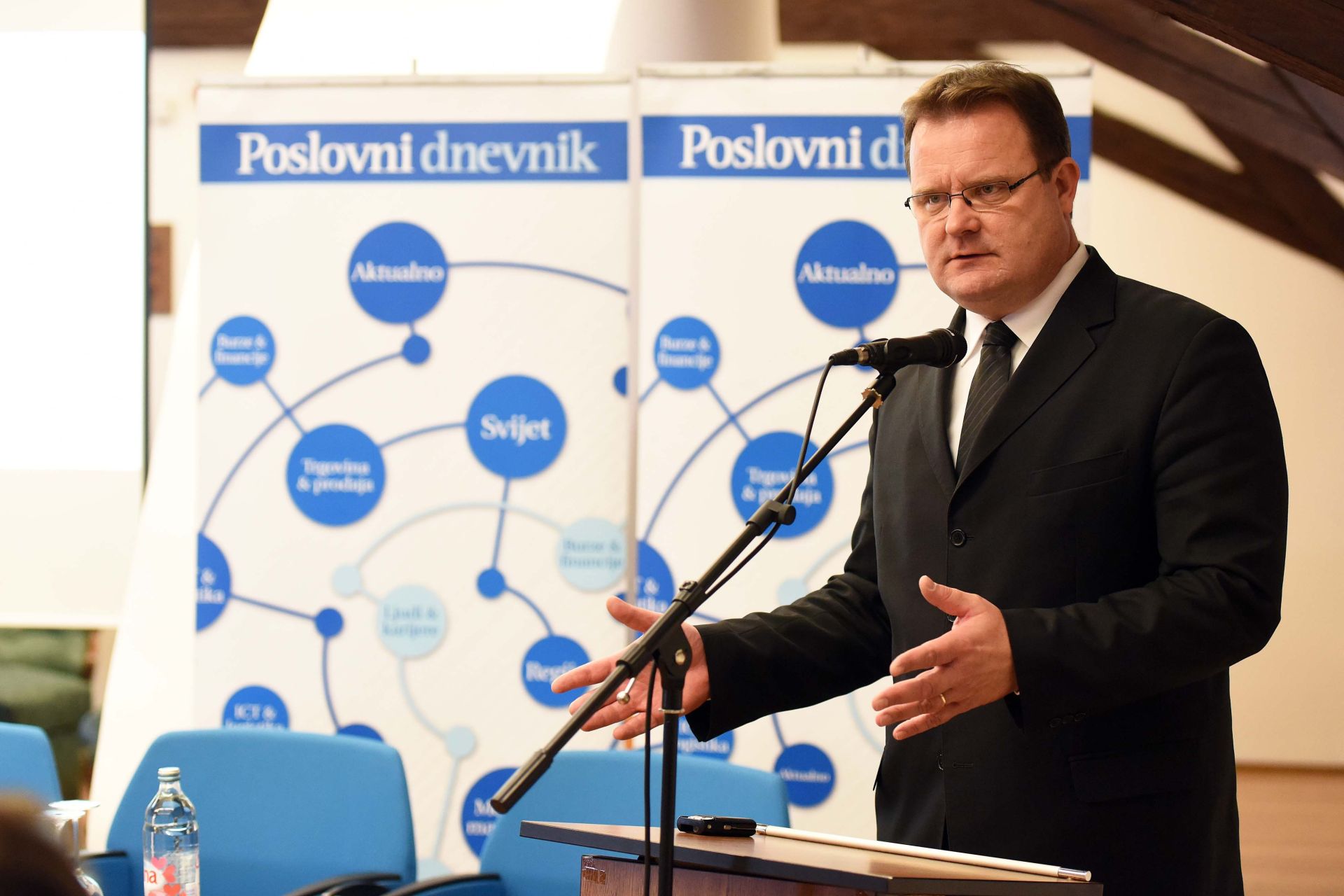 12.12.2016., Varazdin - Okrugli stol- Uloga gradova u razvoju poduzetnistva i EU fondova. Goran Habus, gradonacelnik Varazdina.
Photo: Vjeran Zganec Rogulja/PIXSELL